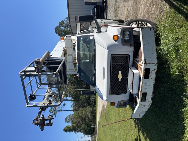 2005 CHEVROLET C7500