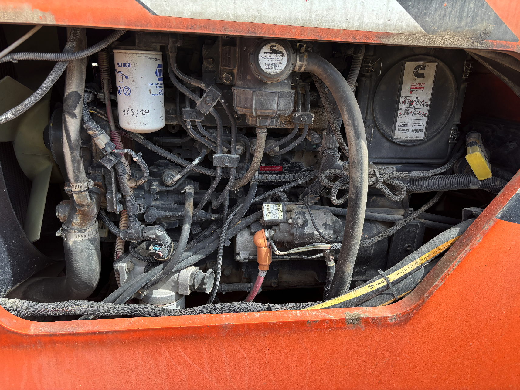 2013 SKY TRAK 10042 - view 13 of 14