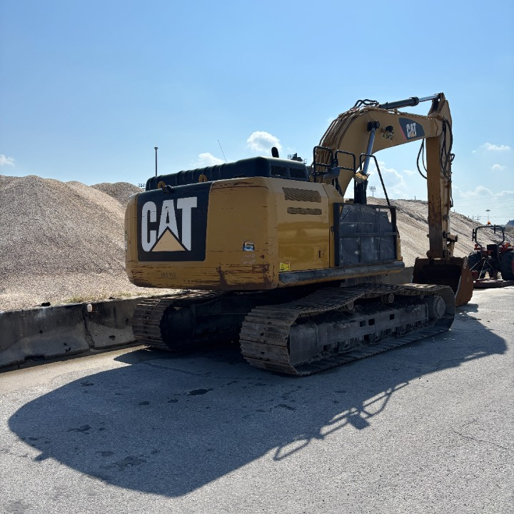 2017 CATERPILLAR 330FL - Image 4