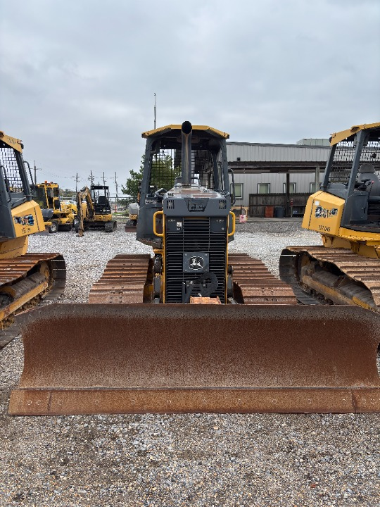 2013 DEERE 550K LGP - view 2 of 8