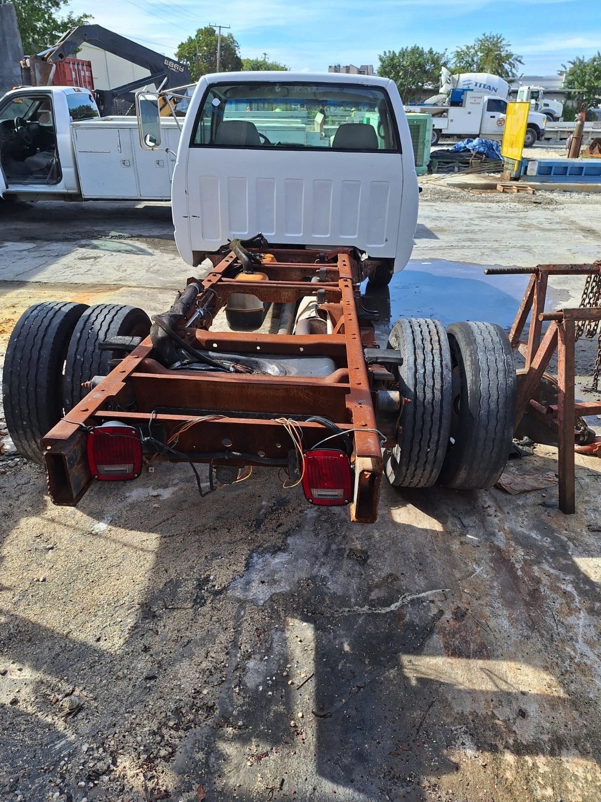 1996 GMC 3500 - Image 2