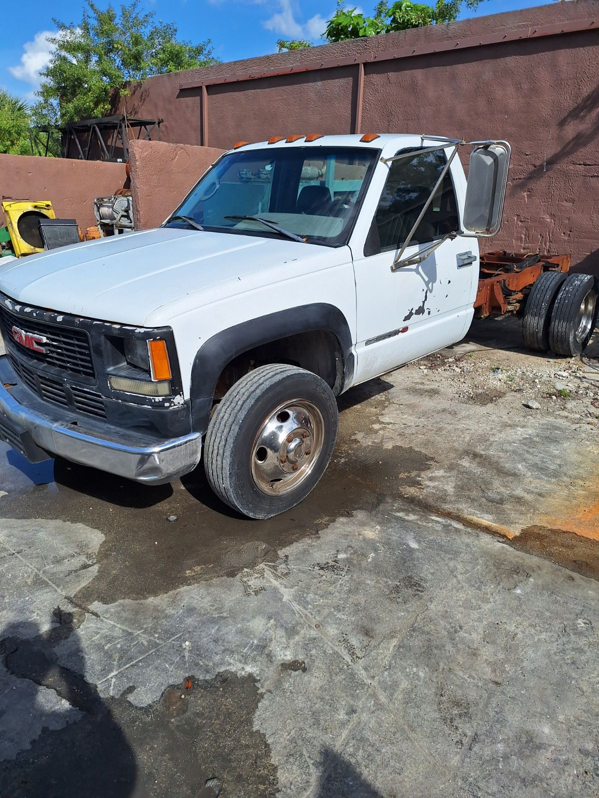 1996 GMC 3500 - view 3 of 9