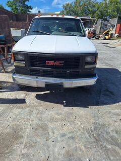 1996 GMC 3500 - Image 4
