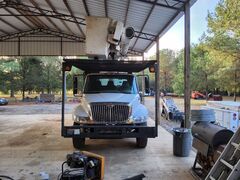 2011 ALTEC LRV 56 - Image 7