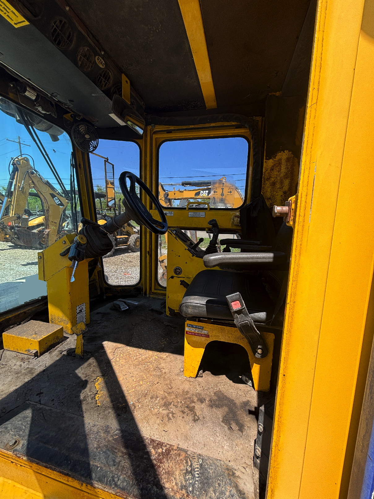 2012 SUPERIOR BROOM DT80J - view 4 of 11