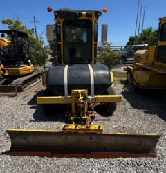 2012 SUPERIOR BROOM DT80J - Image 2