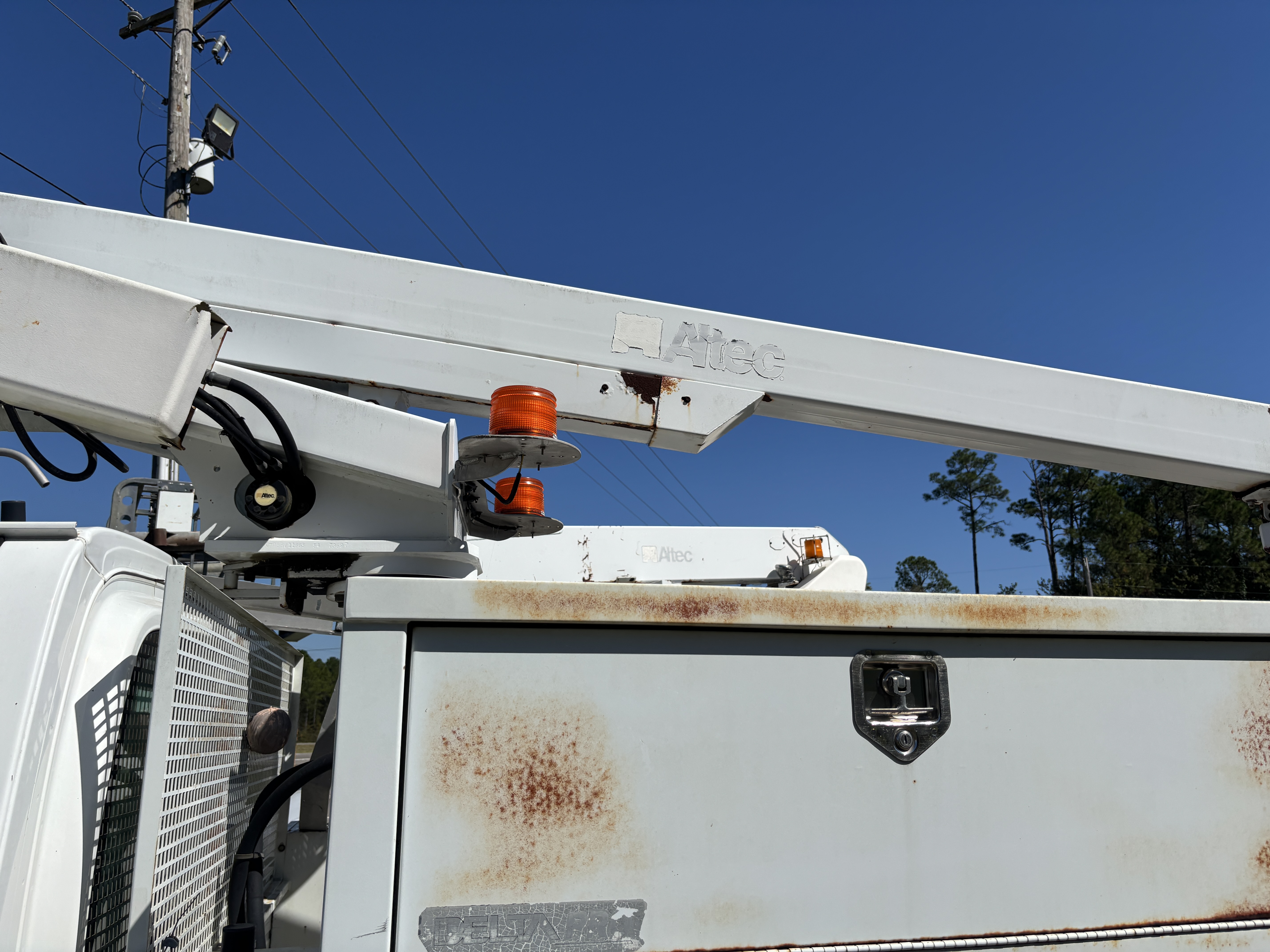 2005 ALTEC AT200A - Image 15