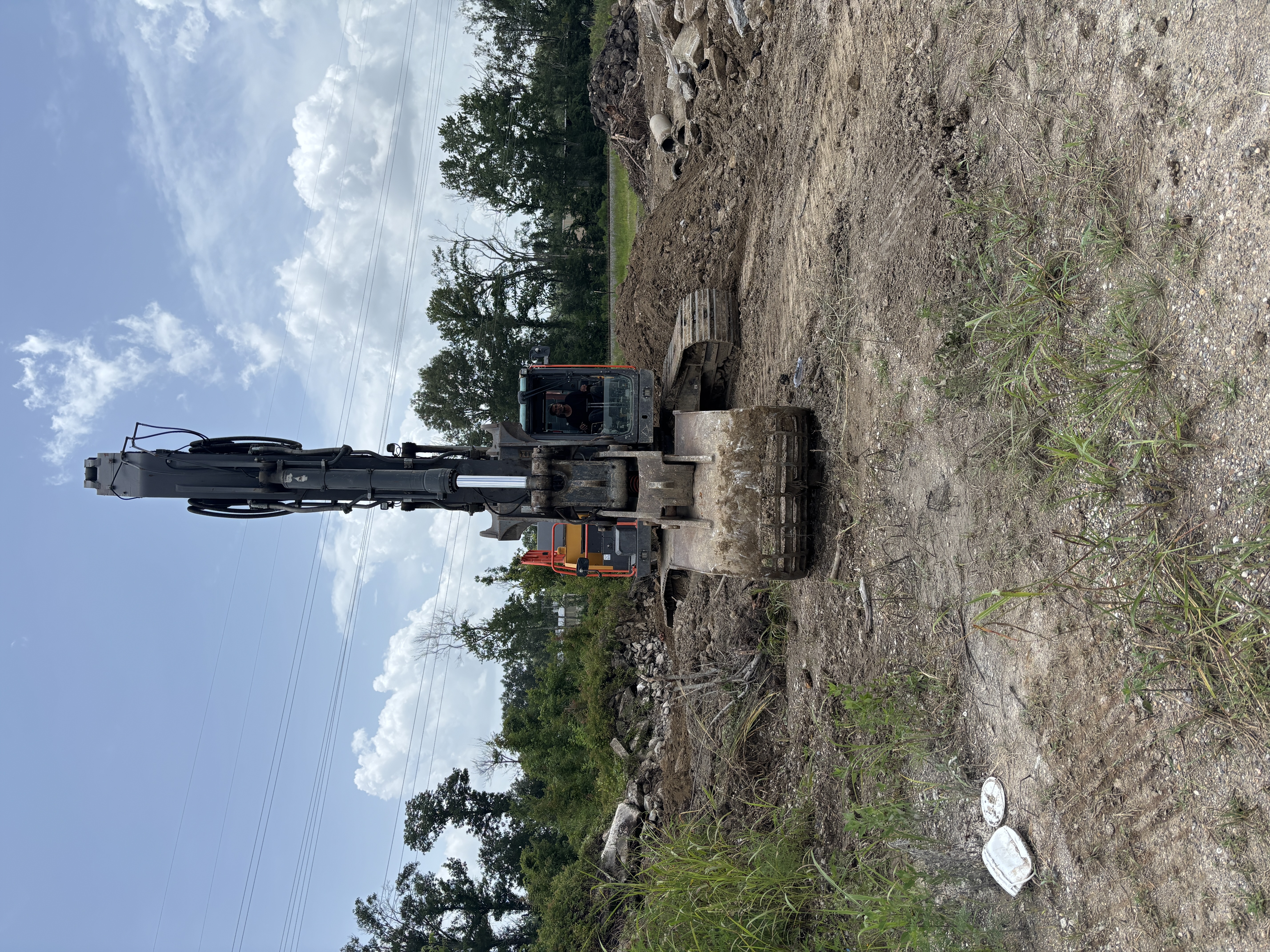 2022 VOLVO EC300EL - Image 2