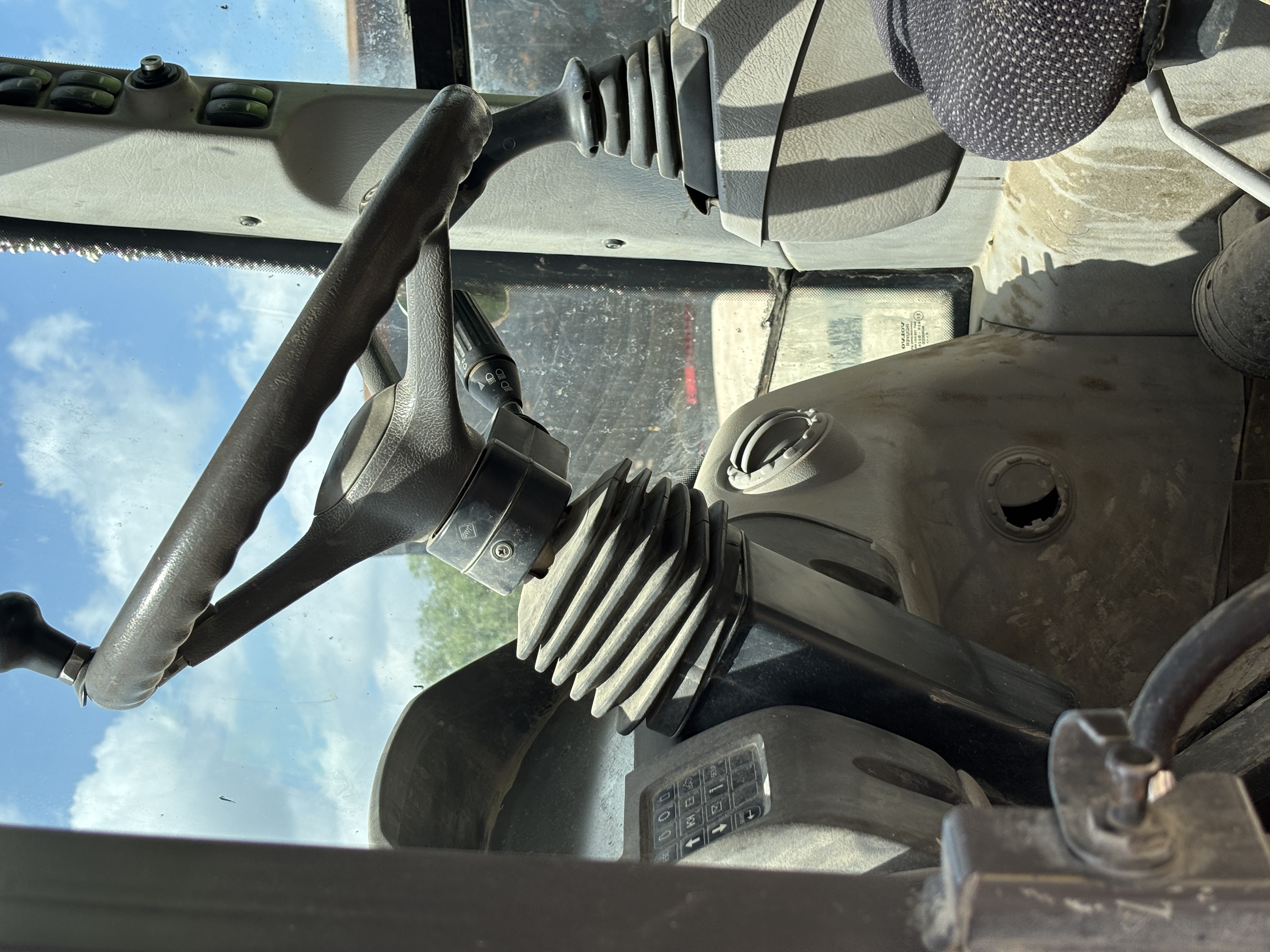 2015 VOLVO L45G - Image 18