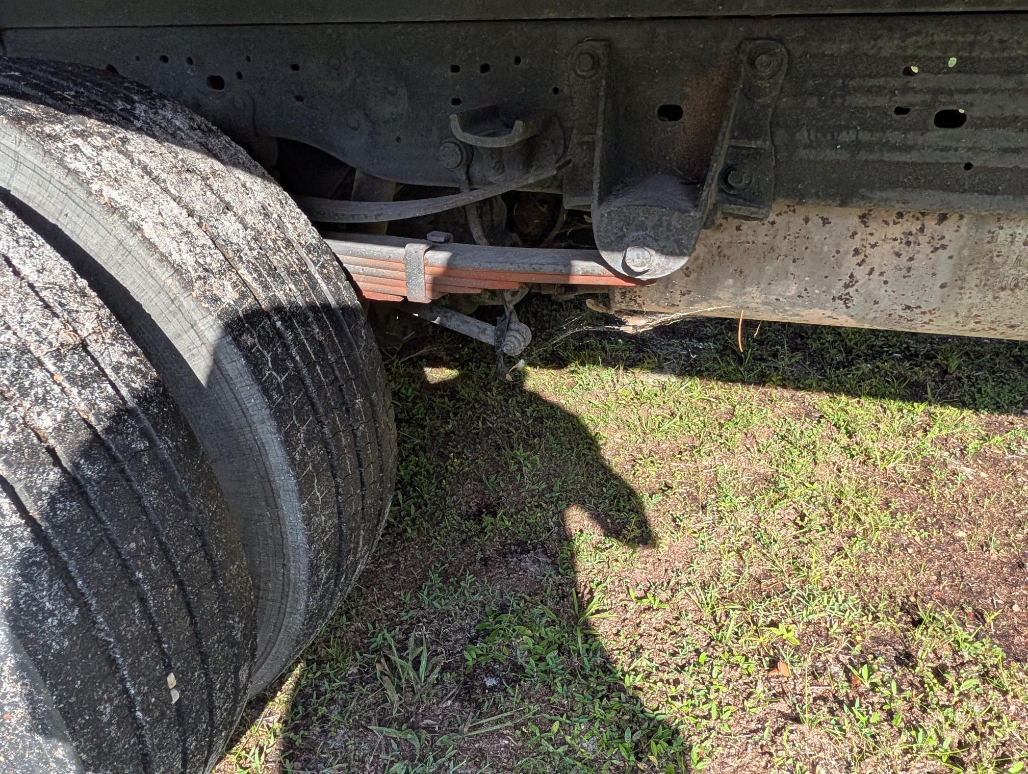 2003 FORD F550 - Image 32