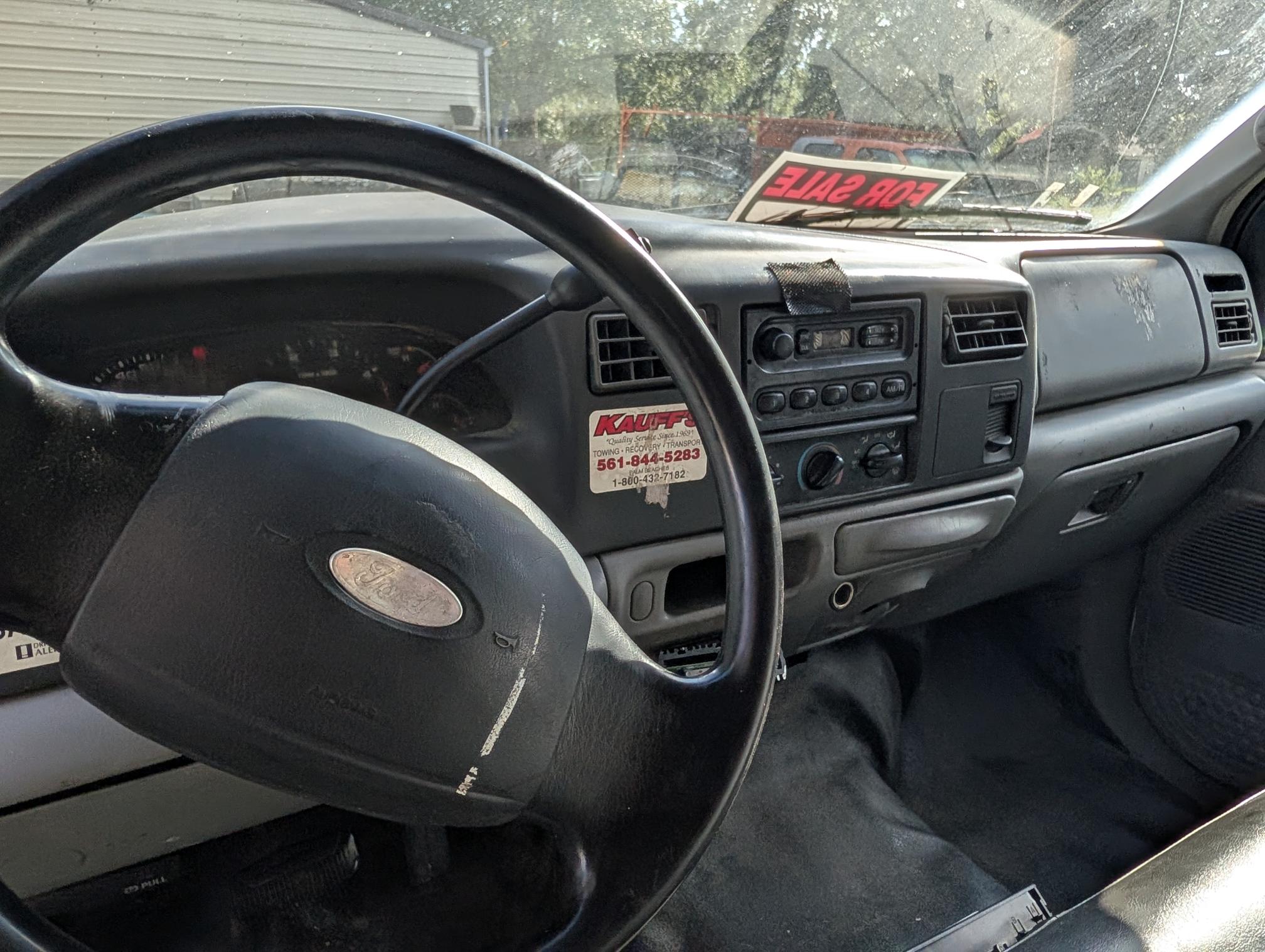 2003 FORD F550 - view 8 of 33