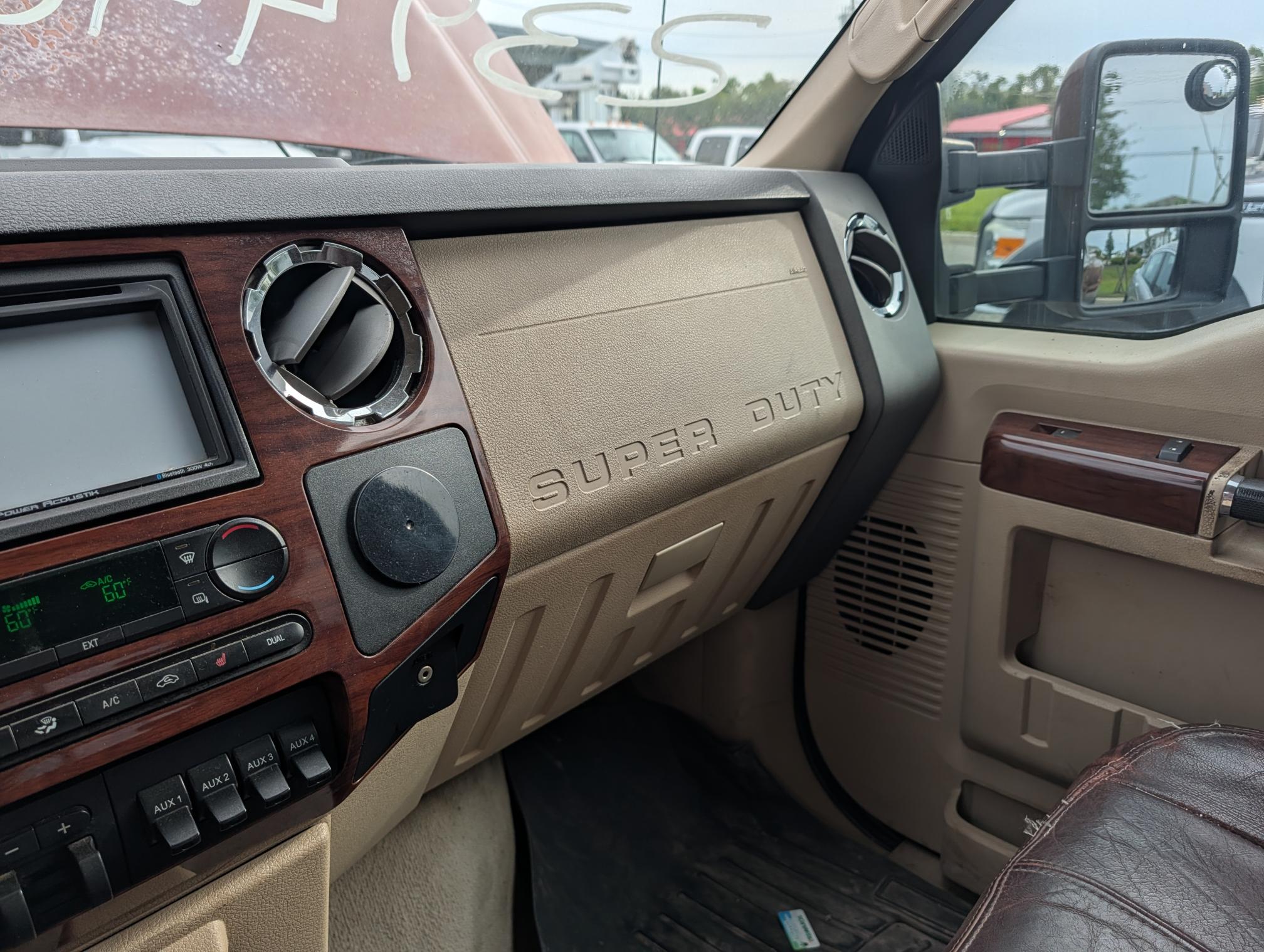 2008 FORD F450 - view 18 of 32