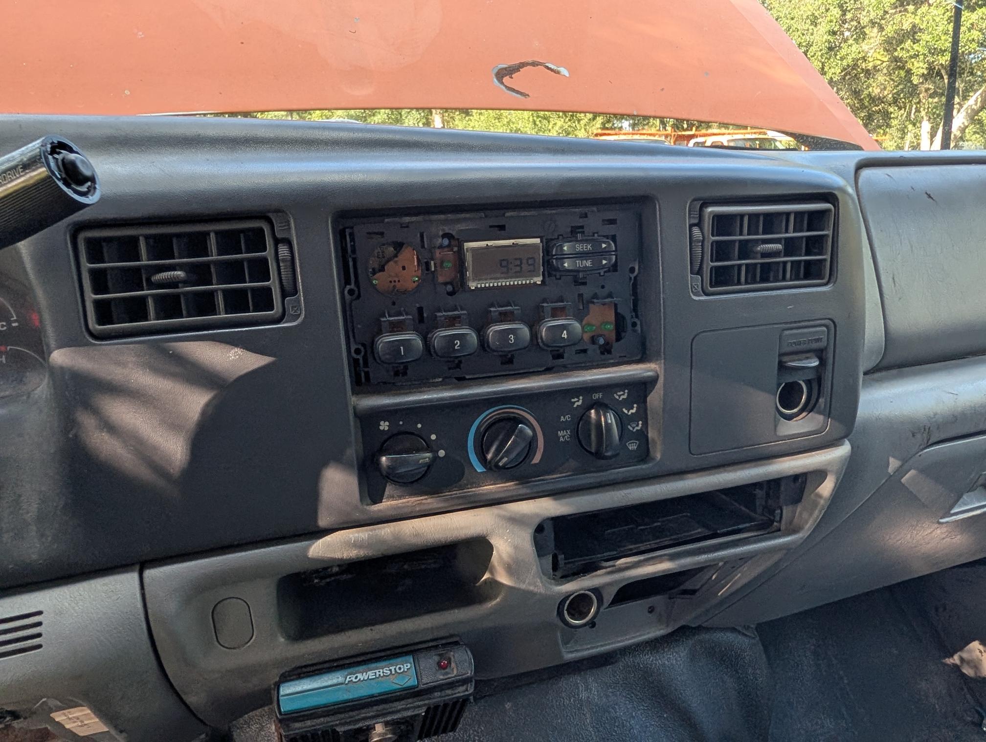 2003 FORD F350 - view 10 of 30