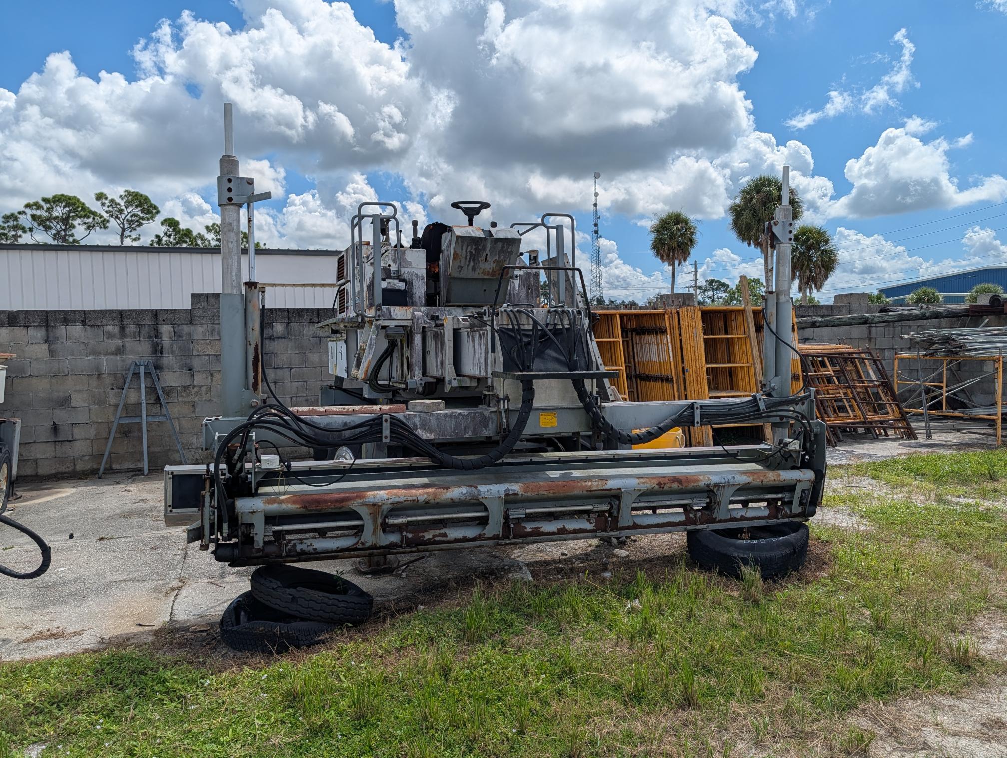 2000 SOMERO S240 - Image 3