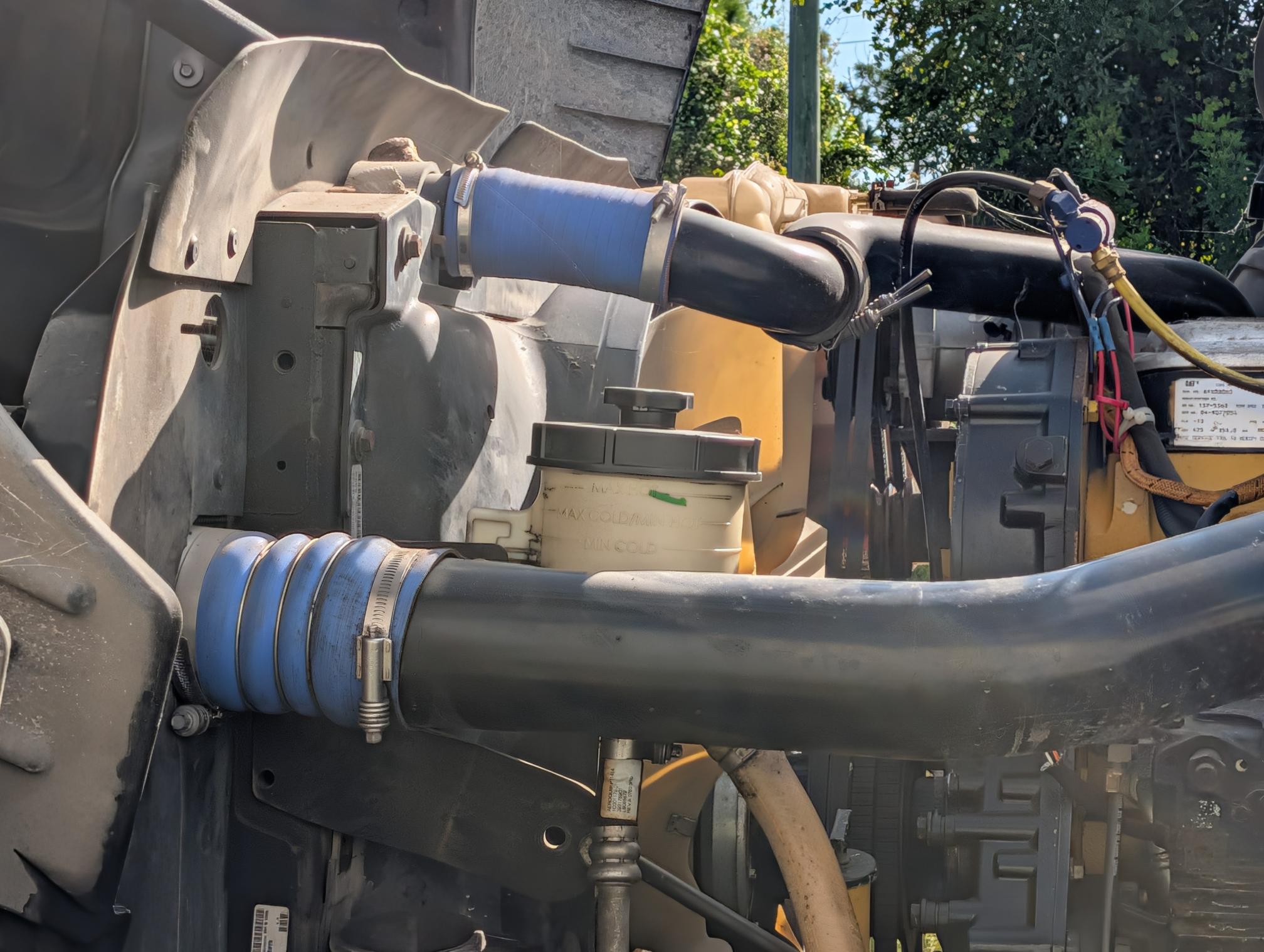 2015 CATERPILLAR CT660 S - Image 43