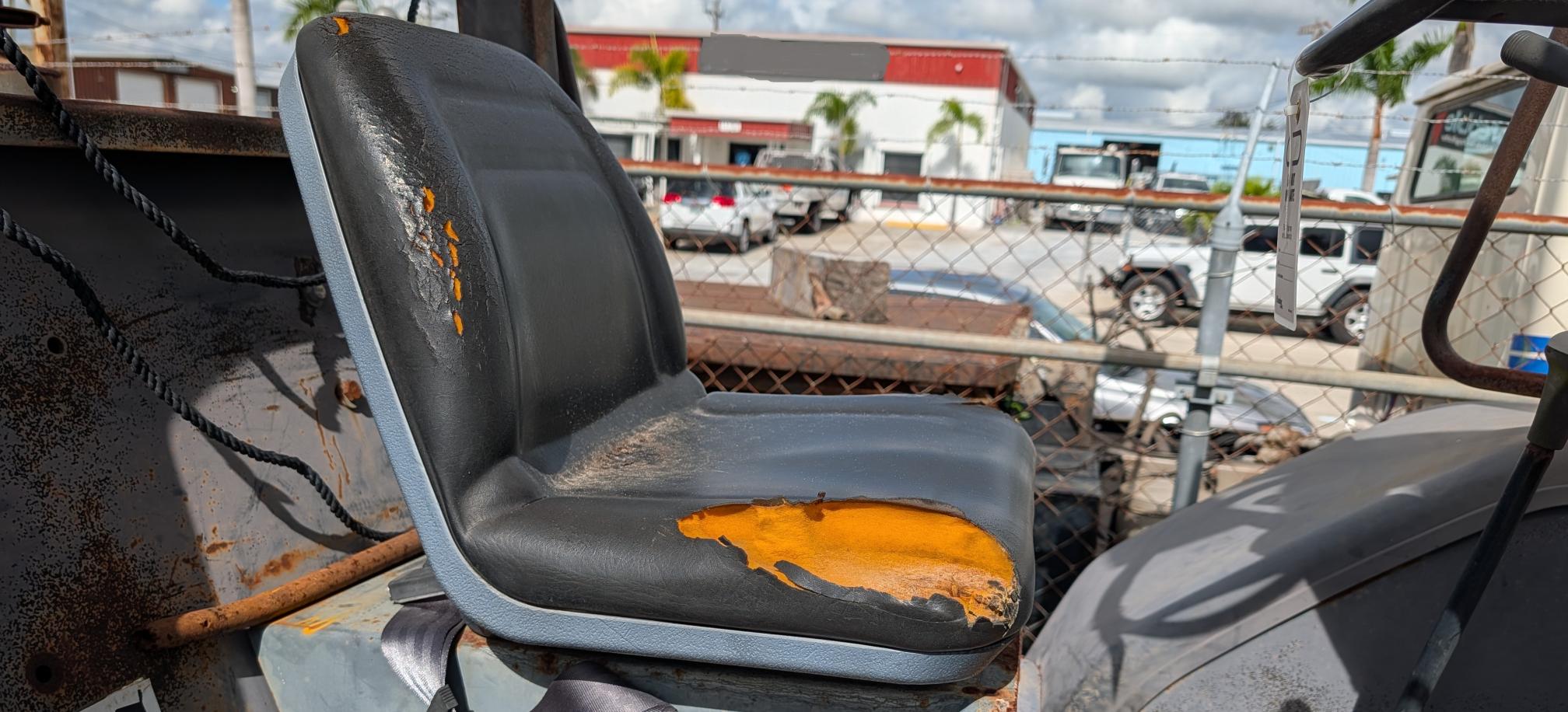 2005 CASE 588G - Image 5