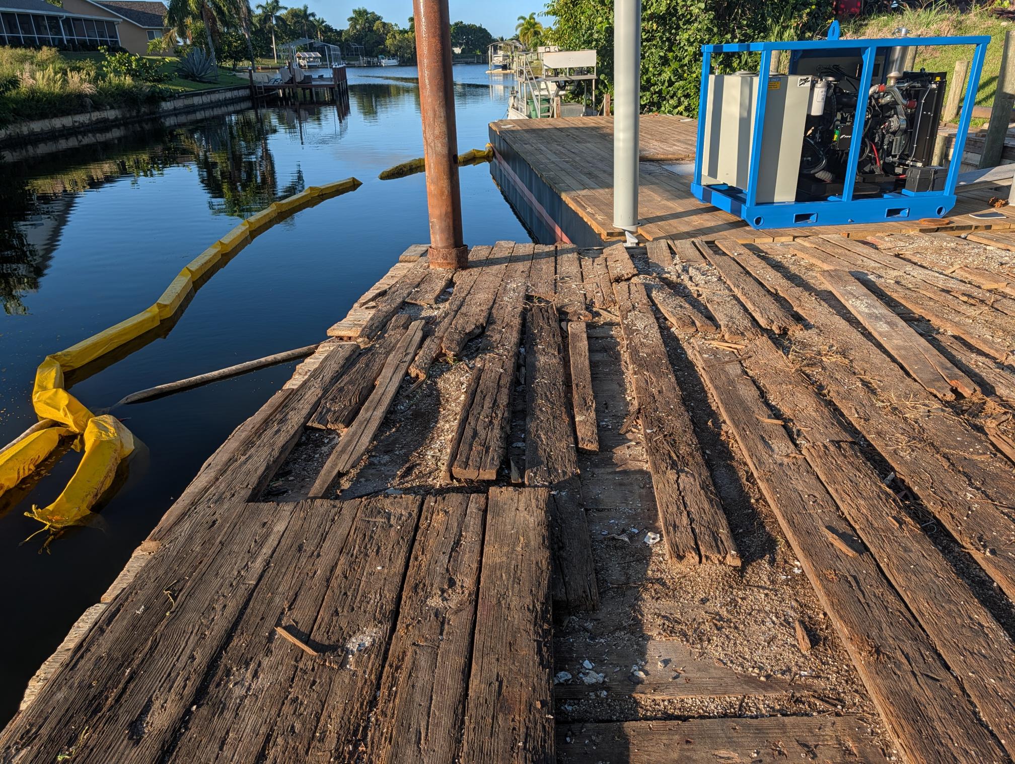 1984  Barge - Image 10