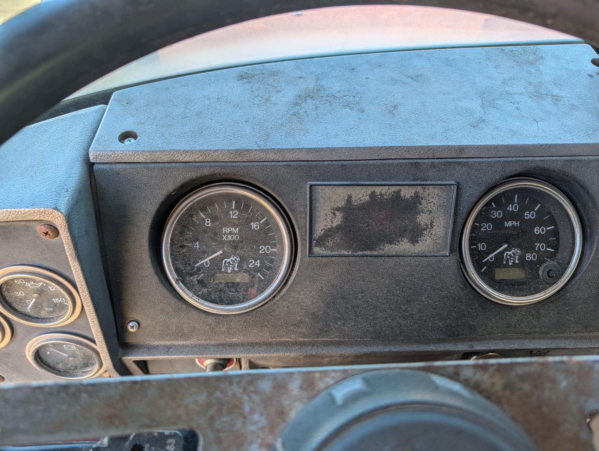 2003 MACK RD688S - Image 10