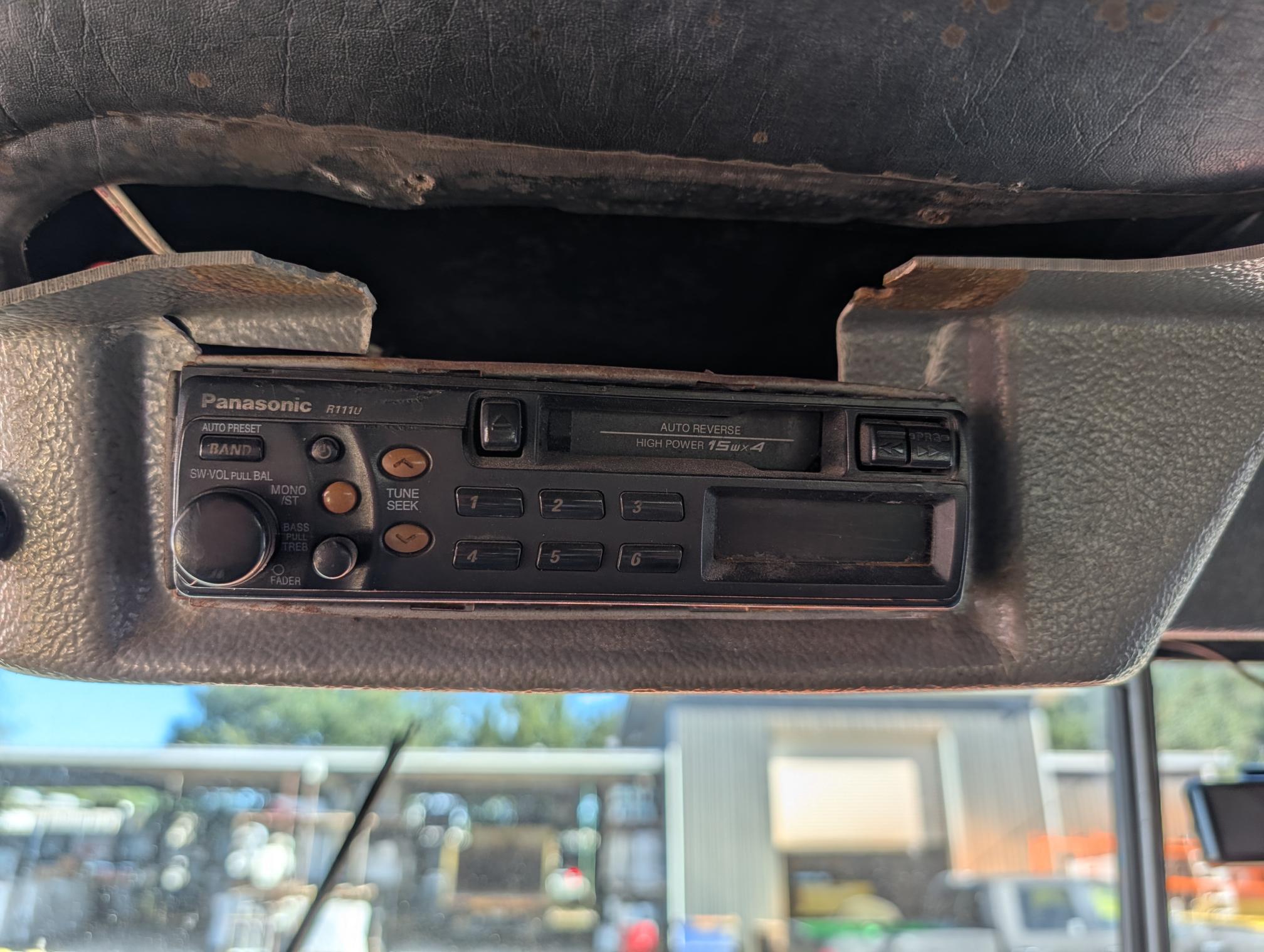 2003 MACK RD688S - Image 17