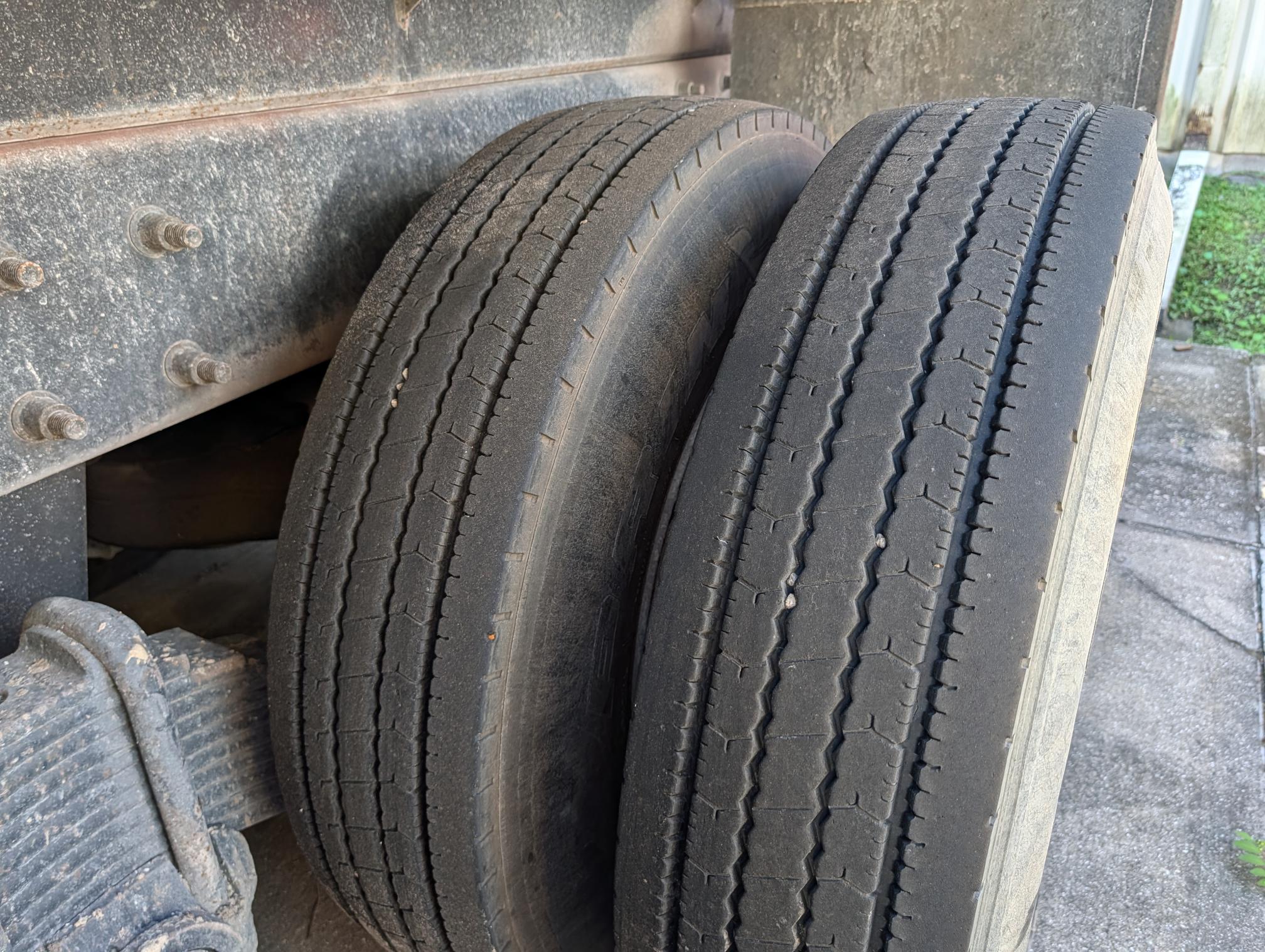 2003 MACK RD688S - Image 33