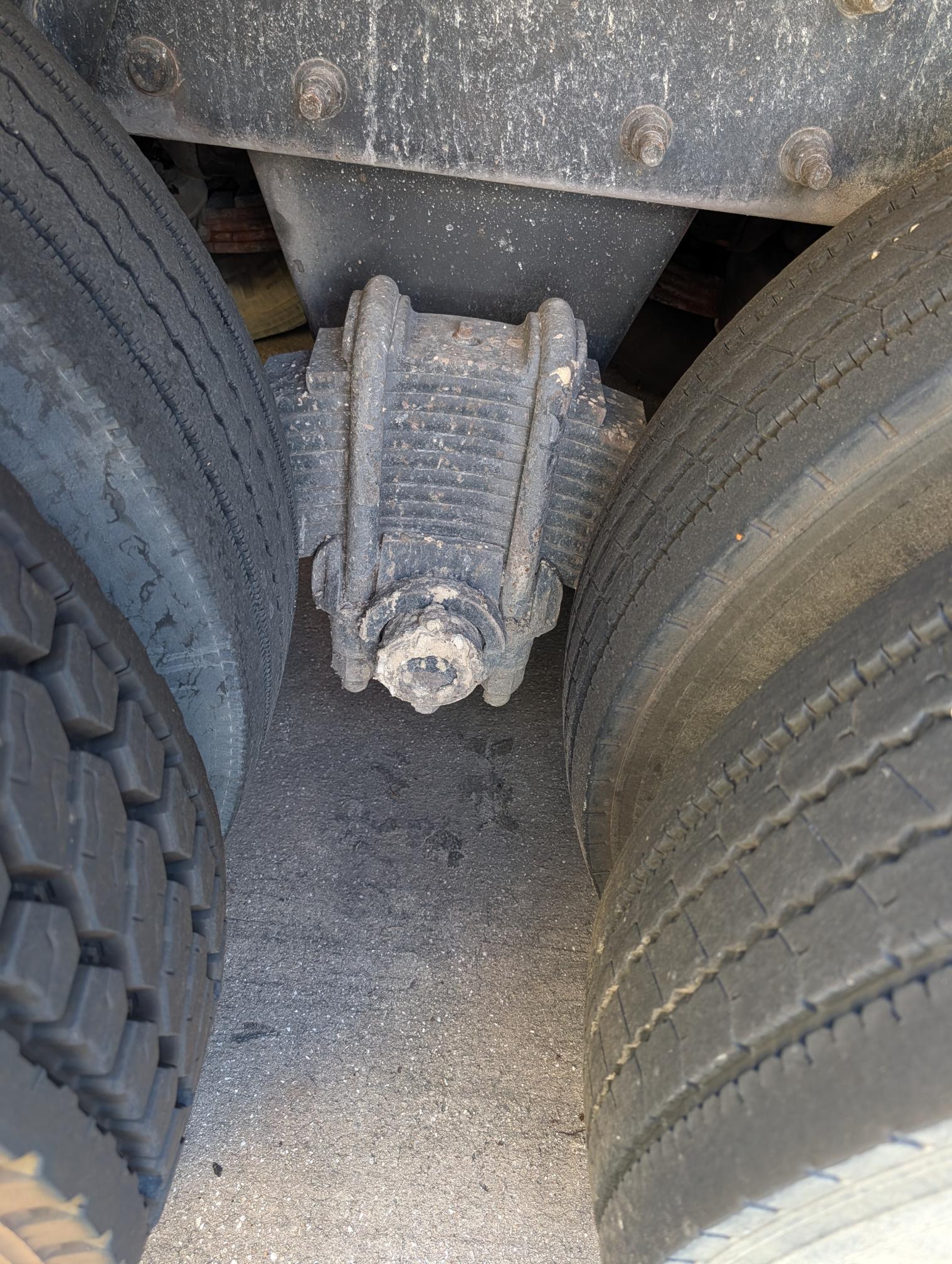 2003 MACK RD688S - Image 34