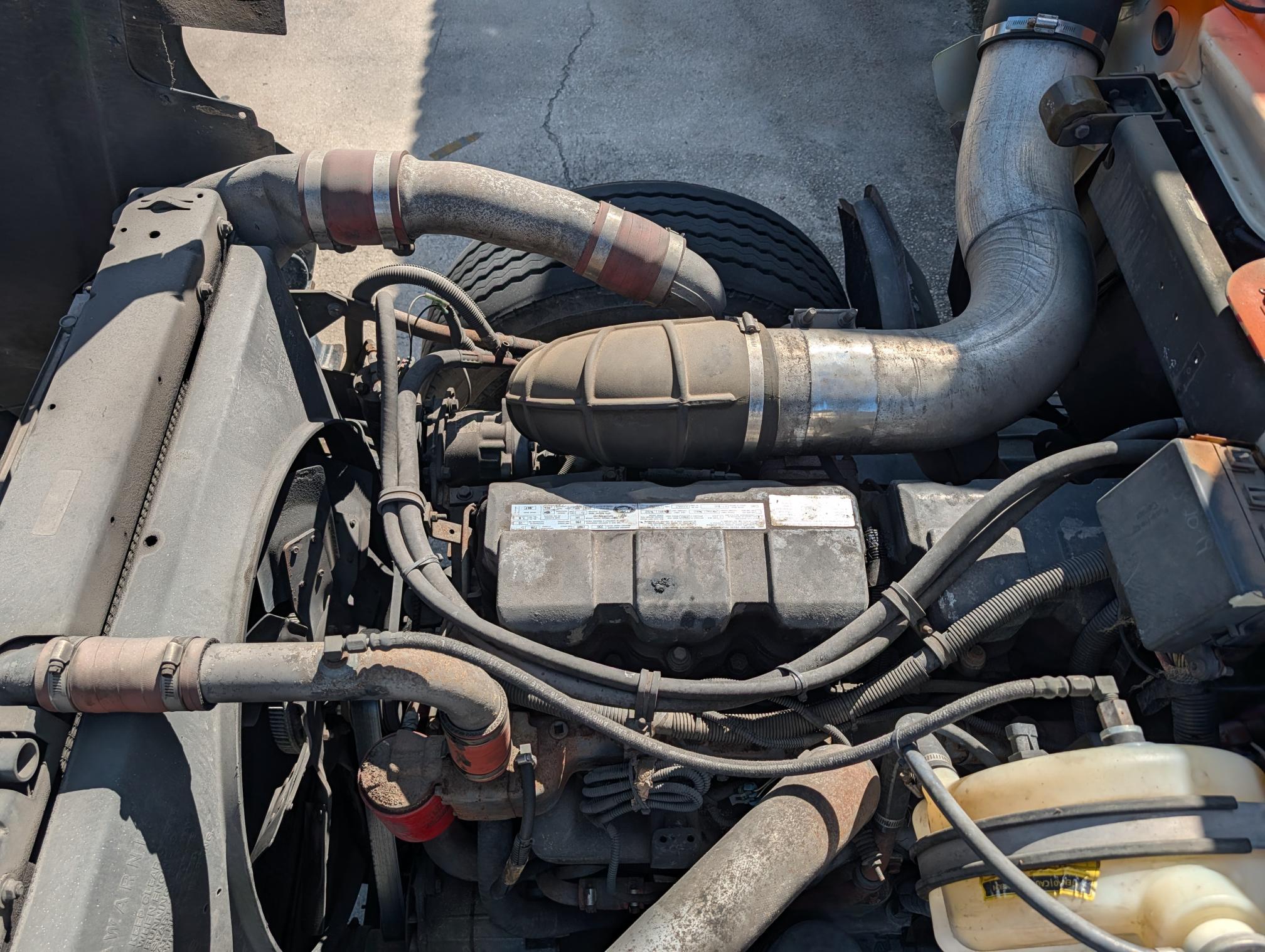 2003 MACK RD688S - Image 50