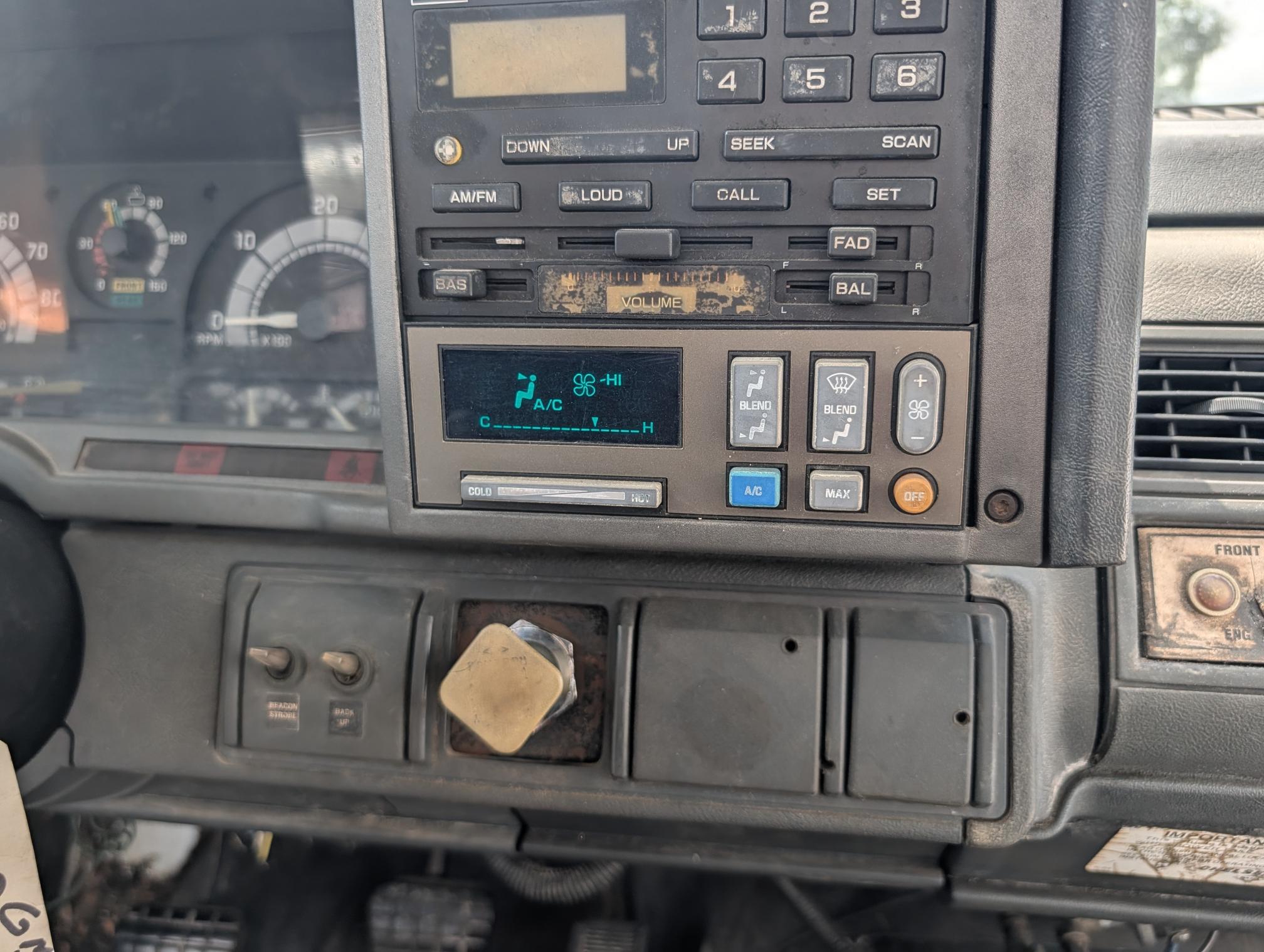 2000 GMC C7500 - view 20 of 48