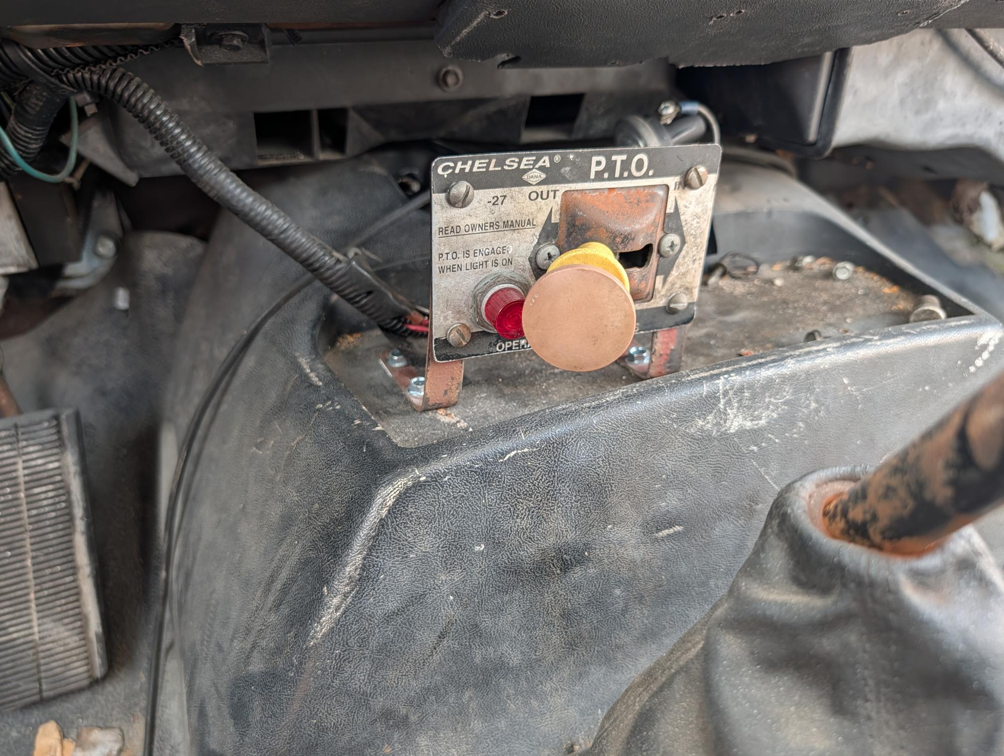 2000 GMC C7500 - Image 23