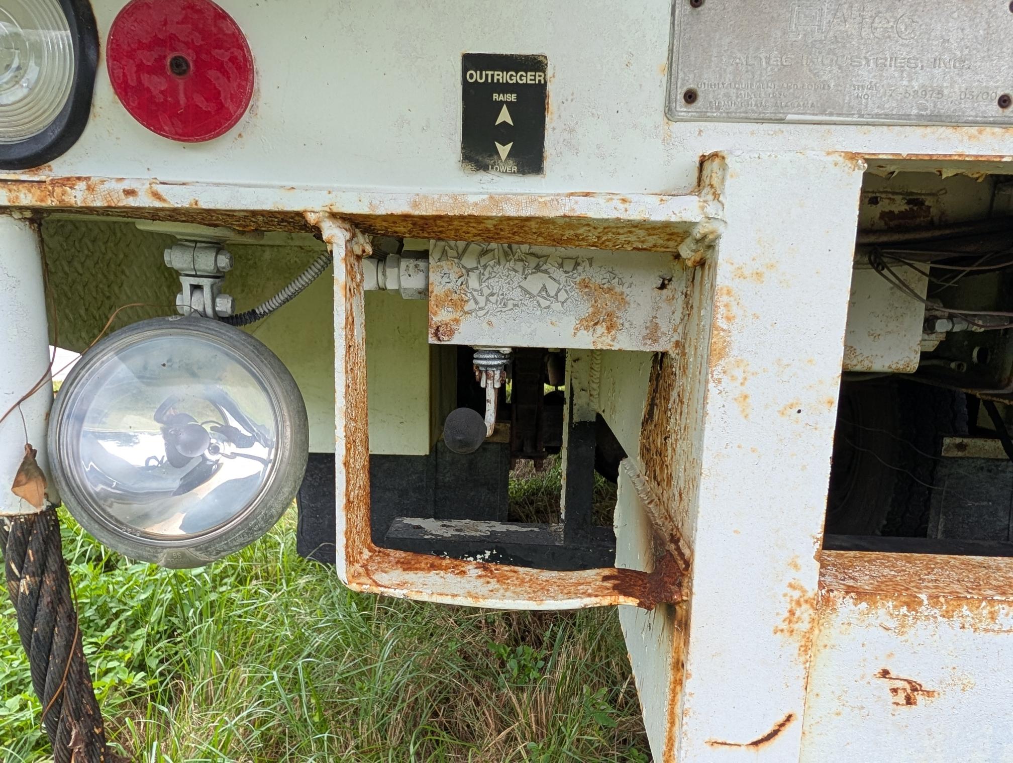 2000 GMC C7500 - view 8 of 48