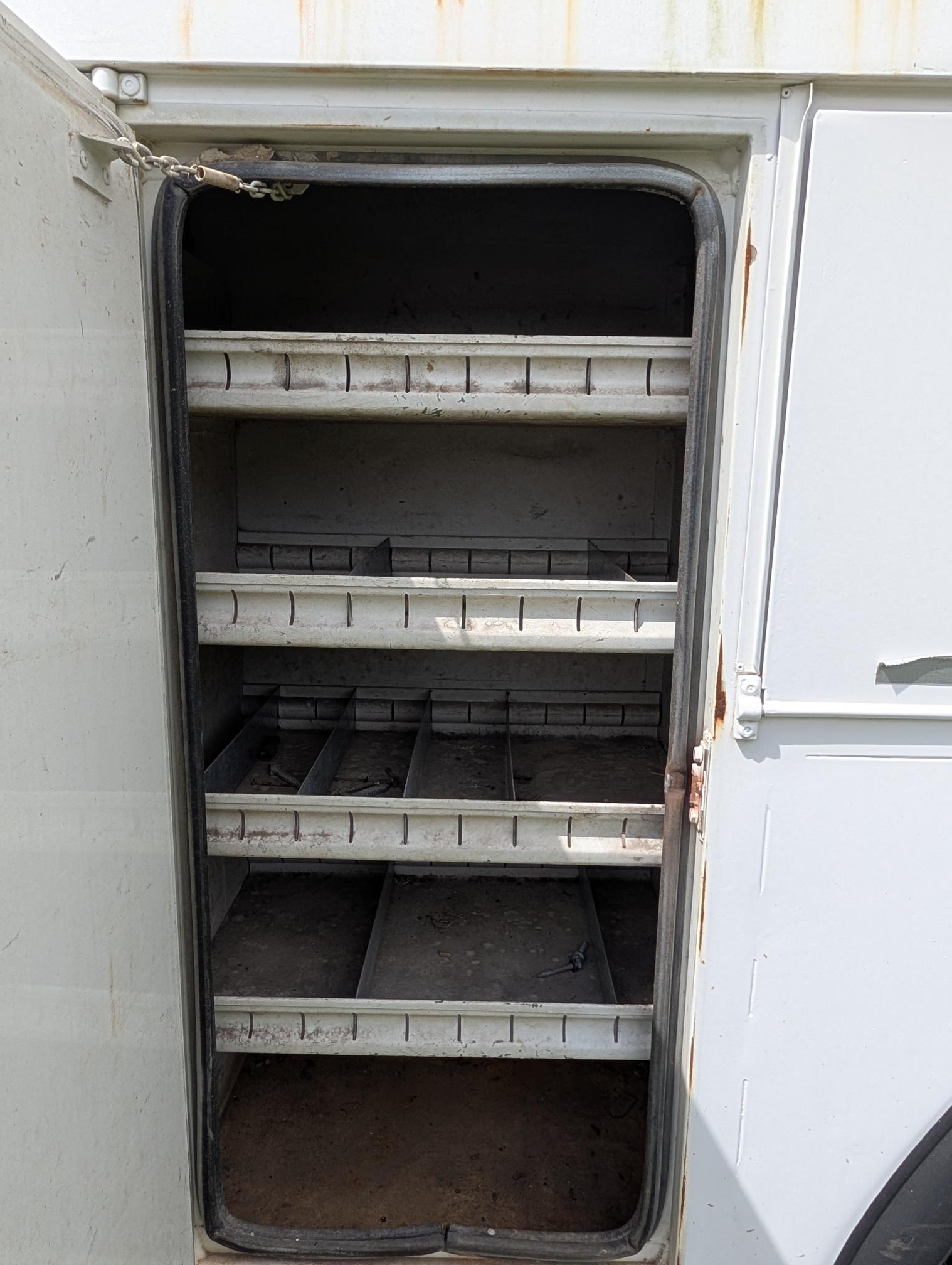 2000 GMC C7500 - Image 46