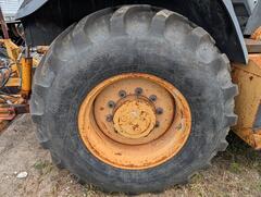 1995 CASE 570LXT - Image 8