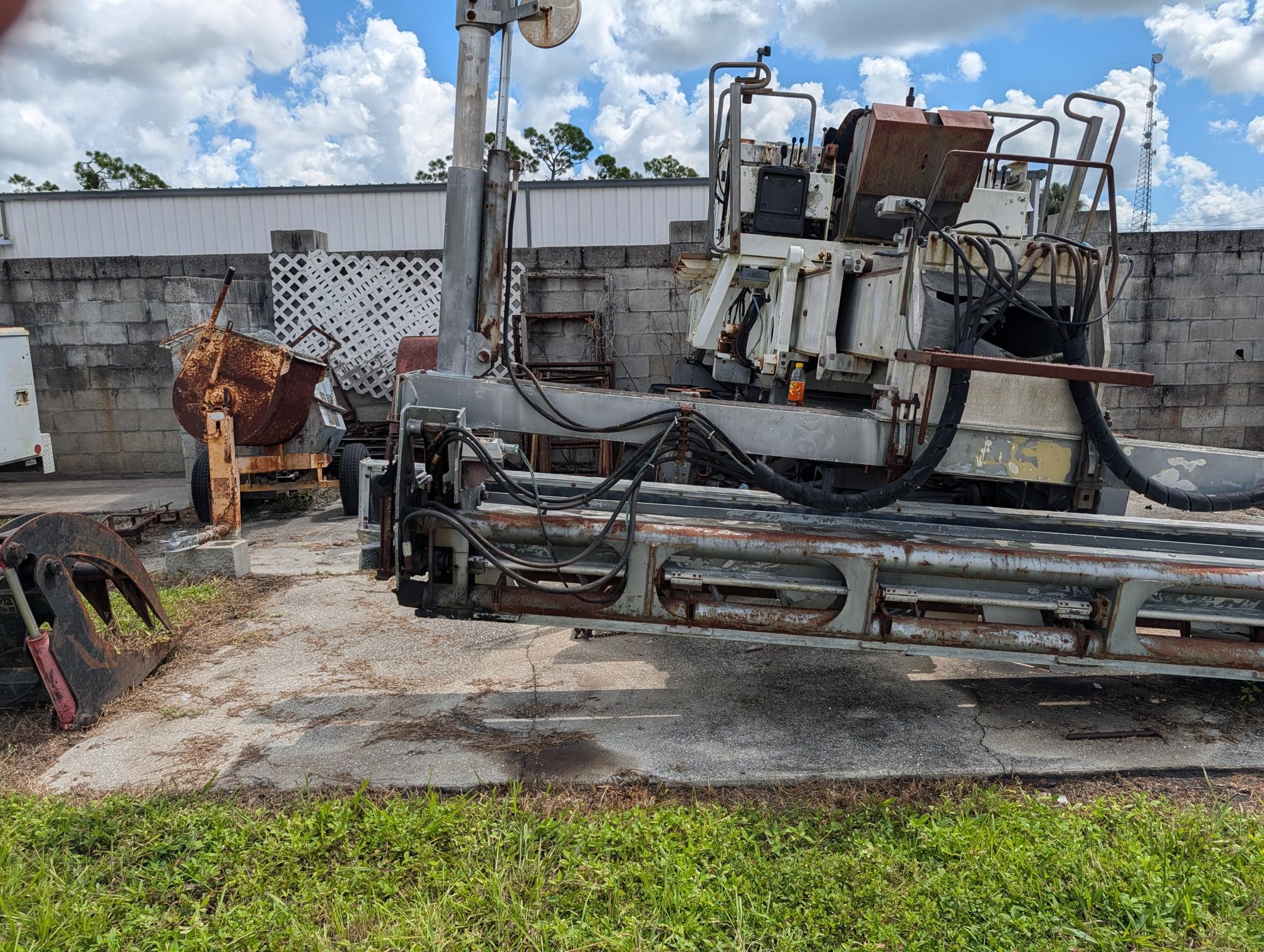 1999 SOMERO S-240 Laser Screed - Image 16