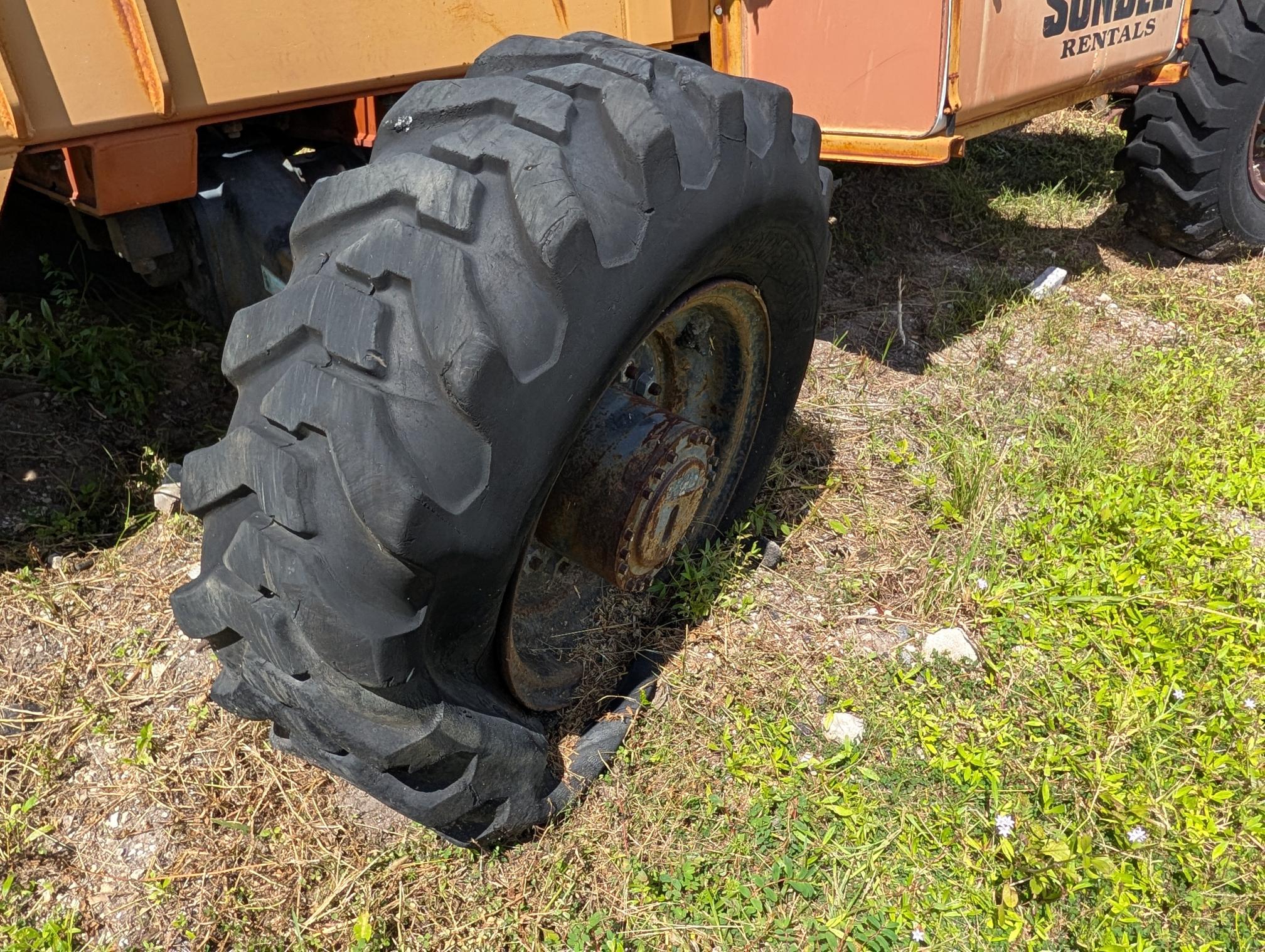 1995 LULL 844C-42 - view 17 of 31