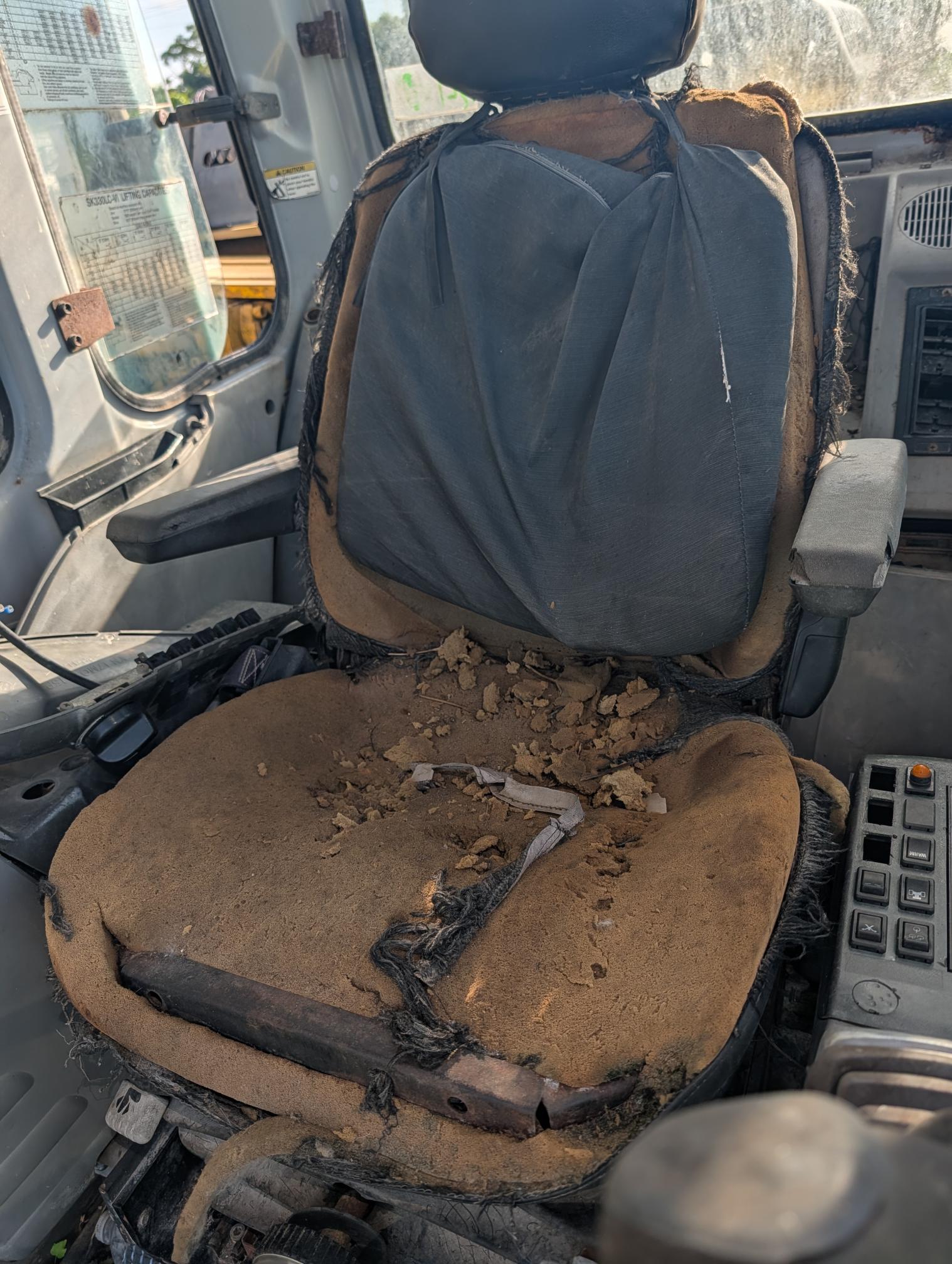 2006 KOBELCO SK330 LC - Image 10