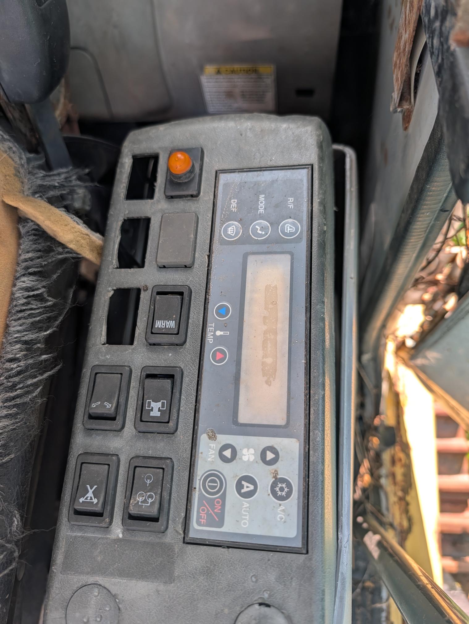 2006 KOBELCO SK330 LC - Image 11