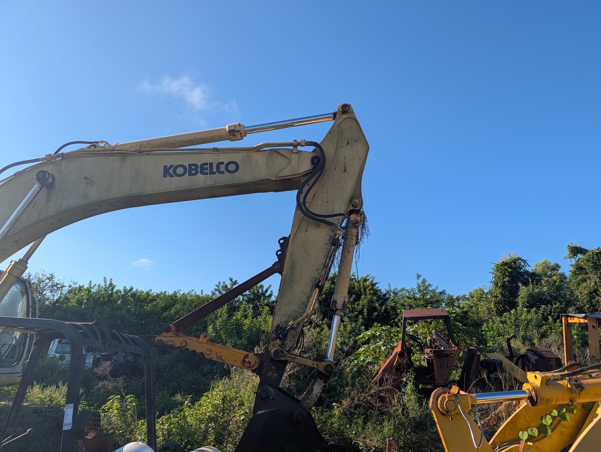 2006 KOBELCO SK330 LC - view 5 of 26