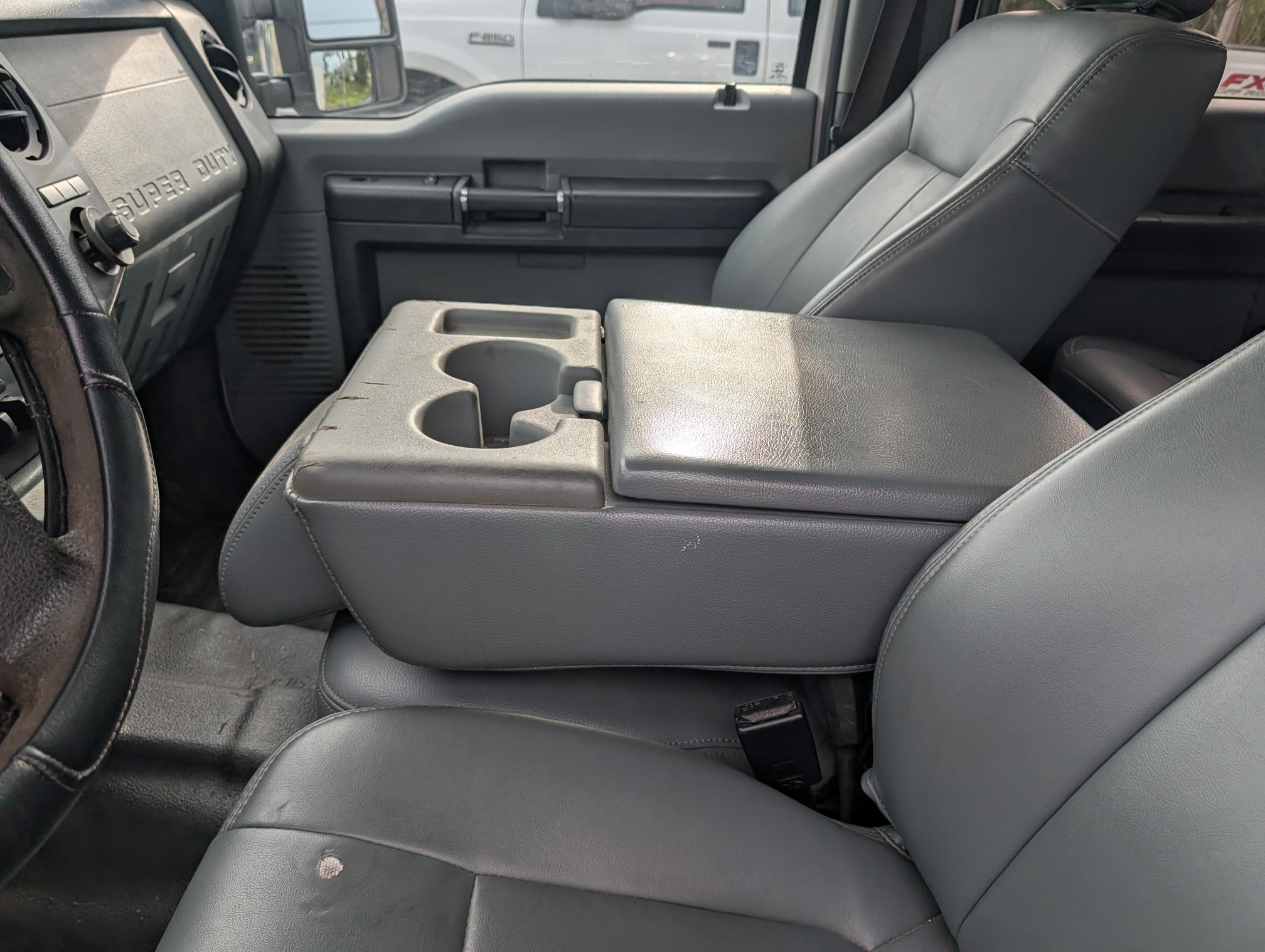 2014 FORD F450 - Image 18