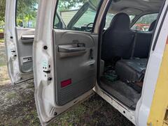 2003 FORD F550 - Image 17