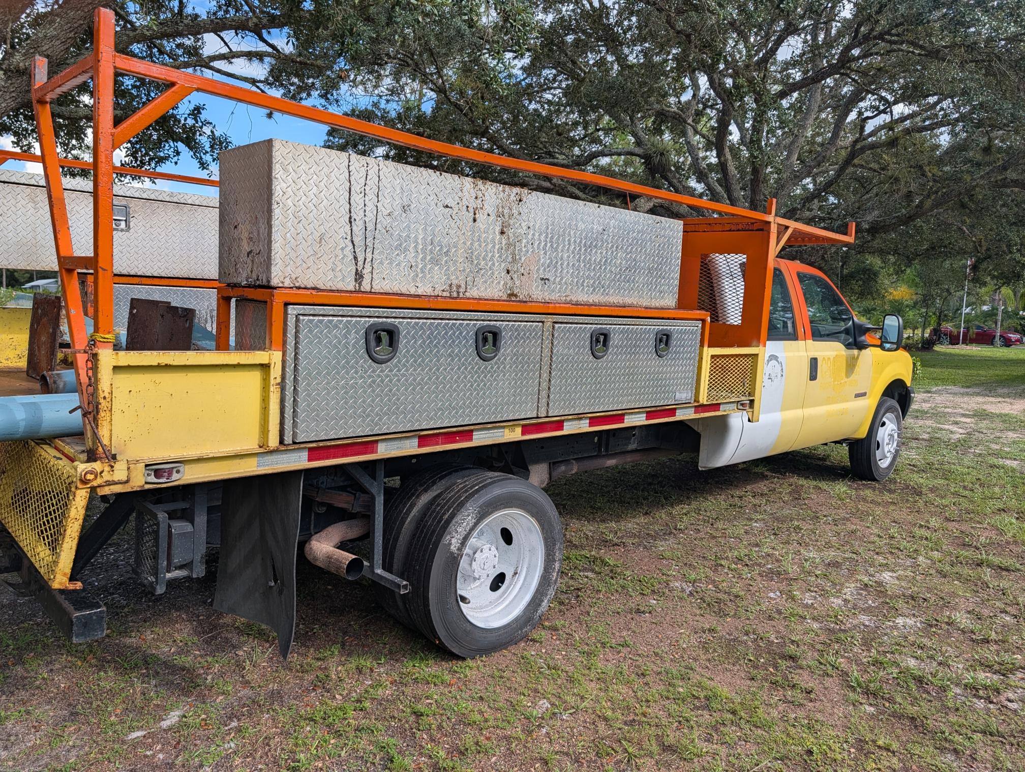2003 FORD F550 - Image 6