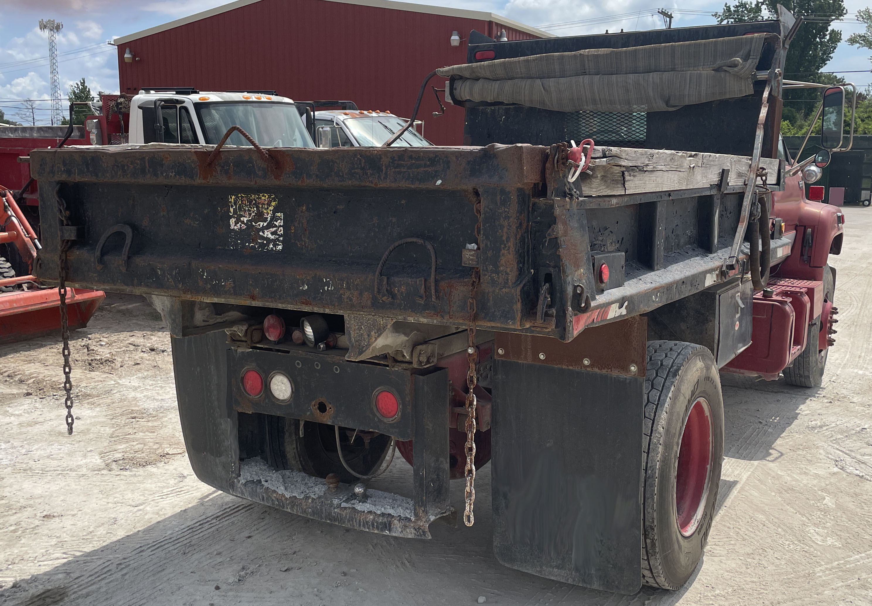 1995 GMC 7000 - Image 7