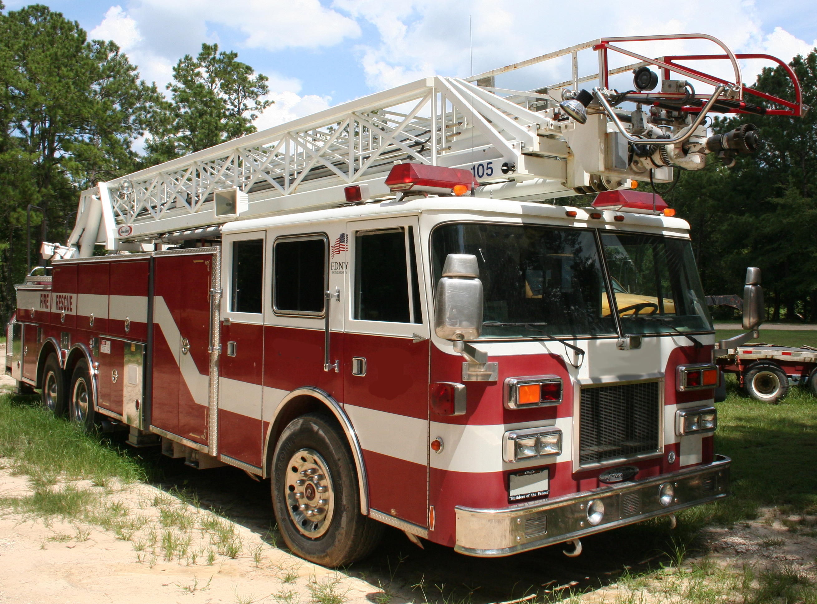 1993 PIERCE E-7749 - view 7 of 52