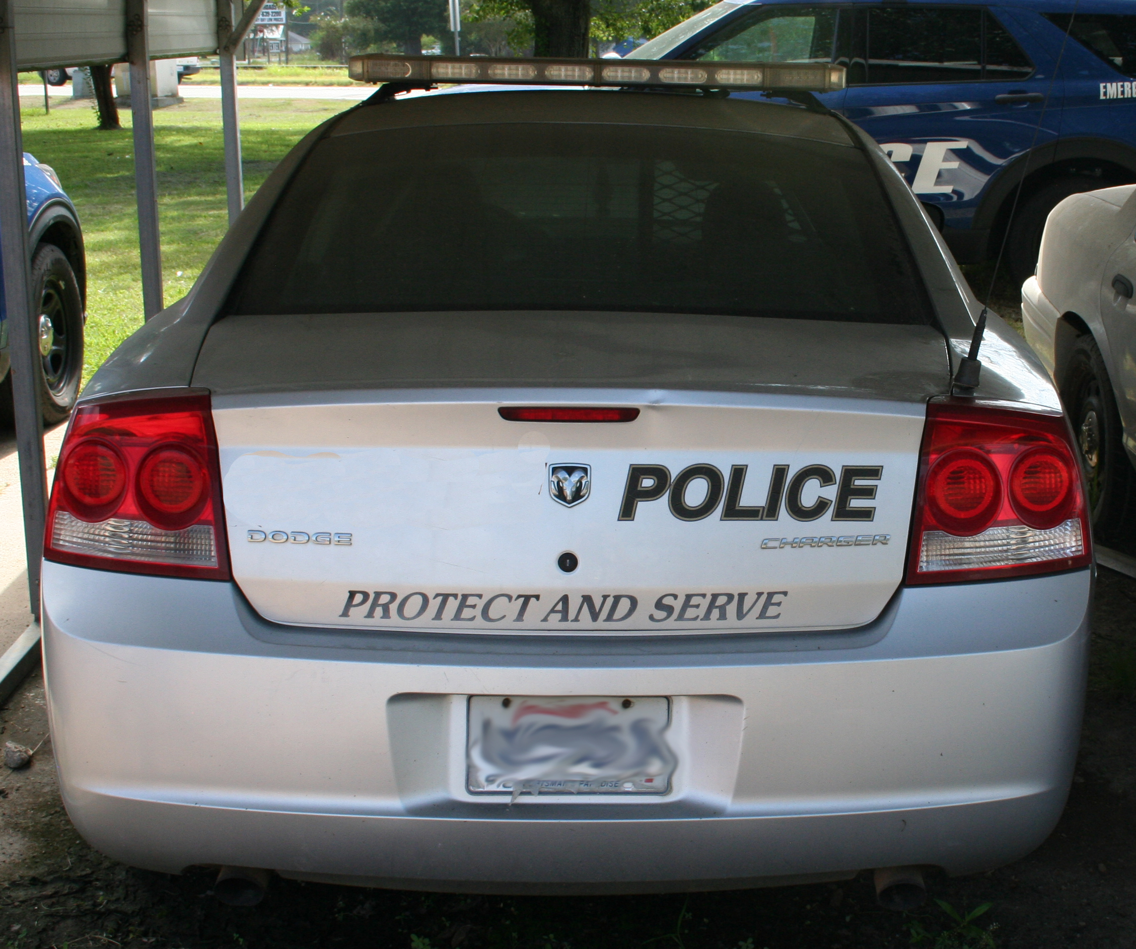 2010 DODGE Charger LX - view 1 of 12