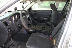 2010 DODGE Charger LX - Image 4