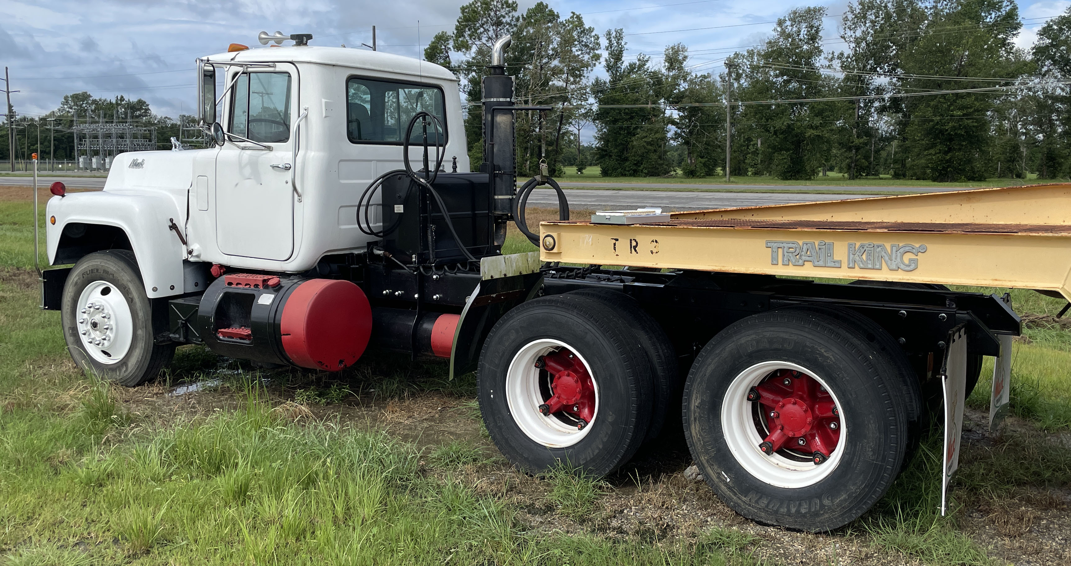 1989 MACK R688ST - Image 7