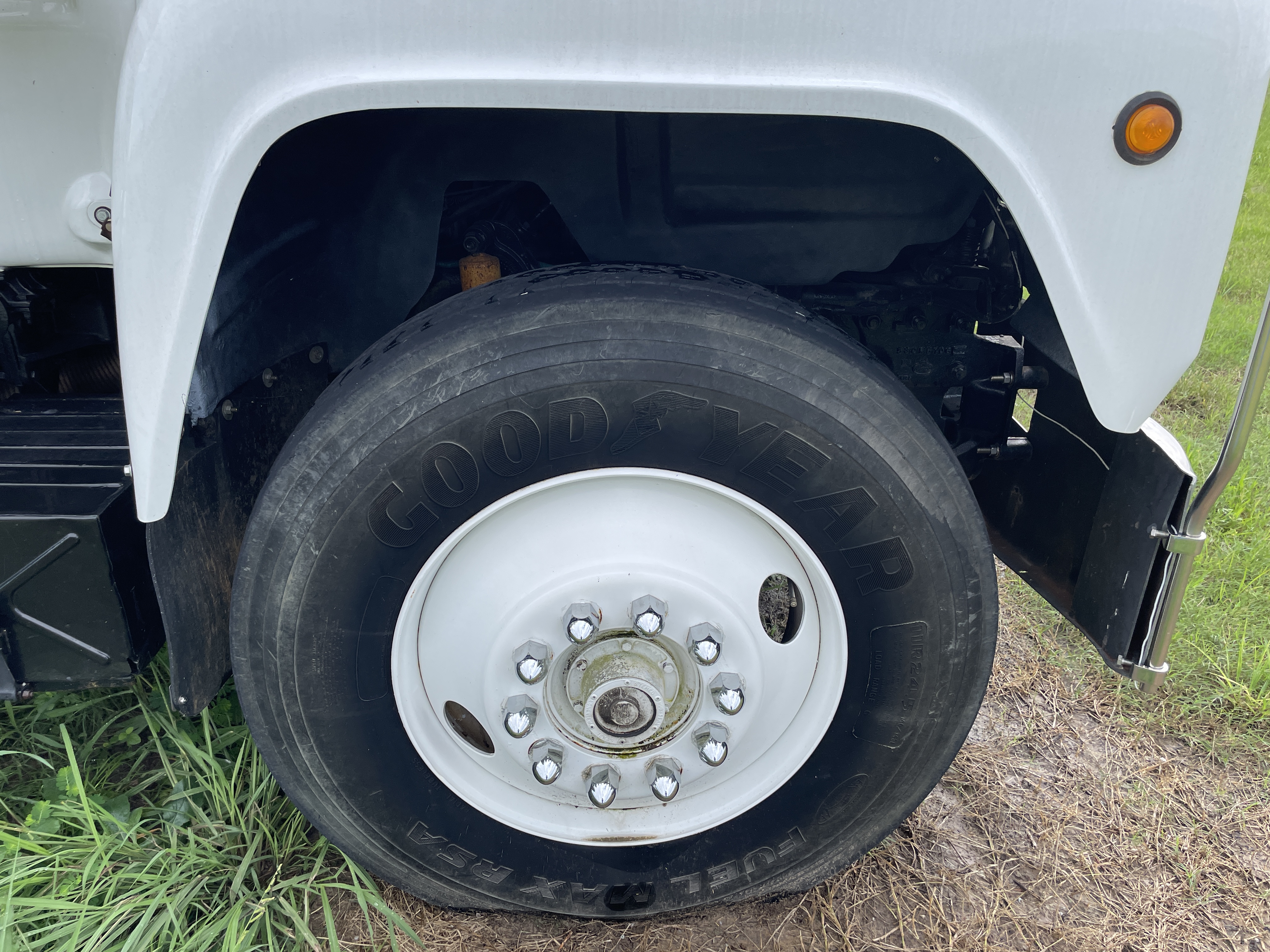 1989 MACK R688ST - Image 28