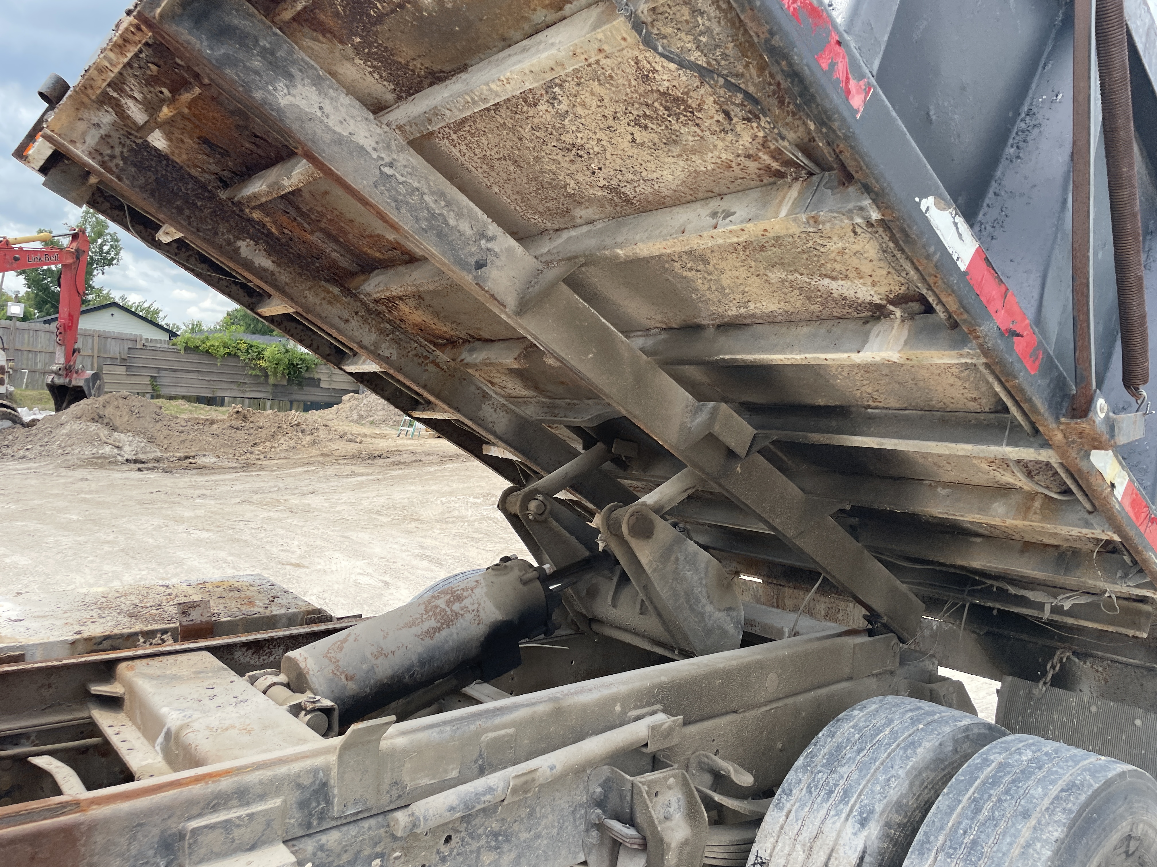 1998 FORD F700 - Image 4