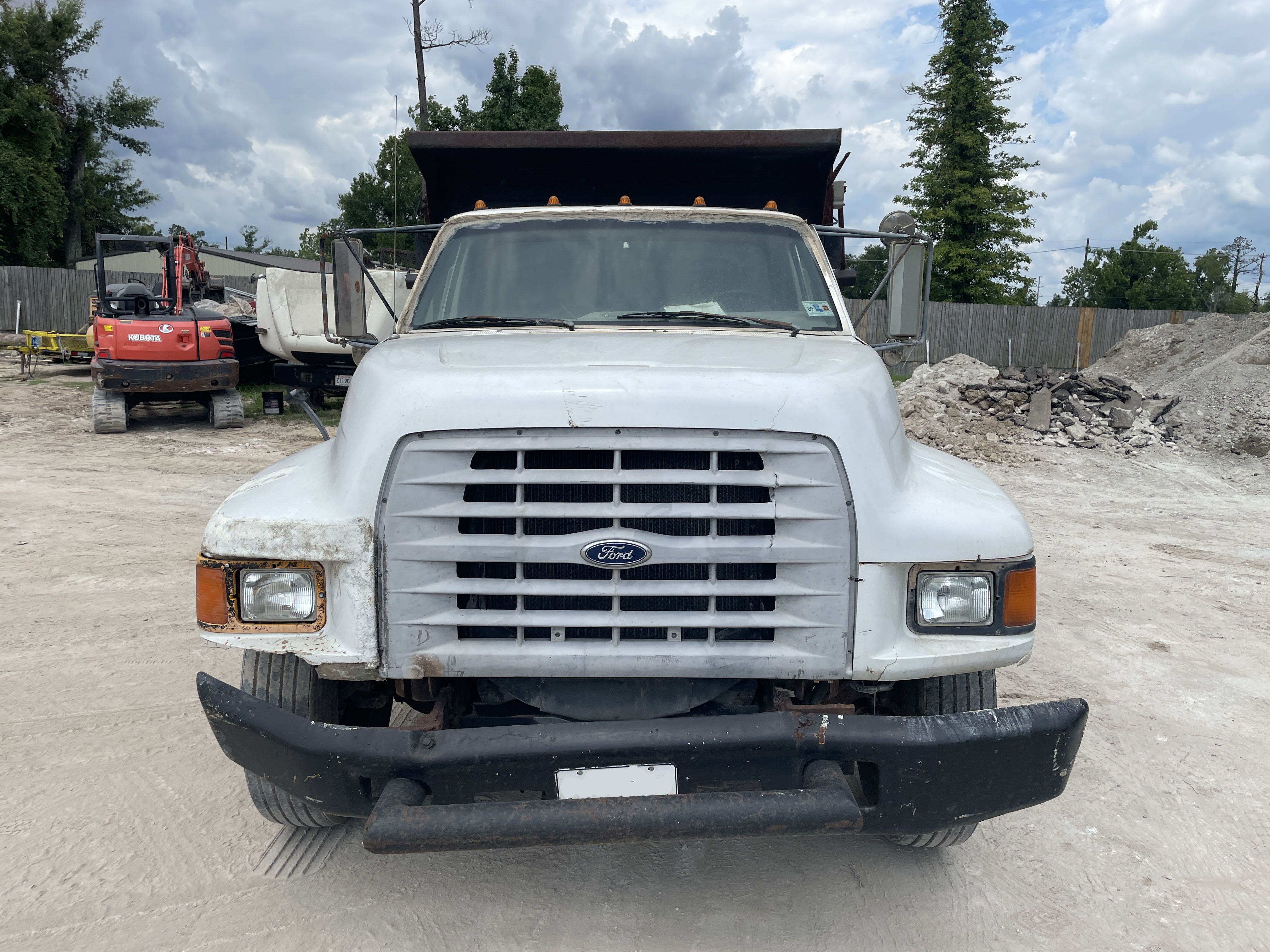 1998 FORD F700 - Image 5
