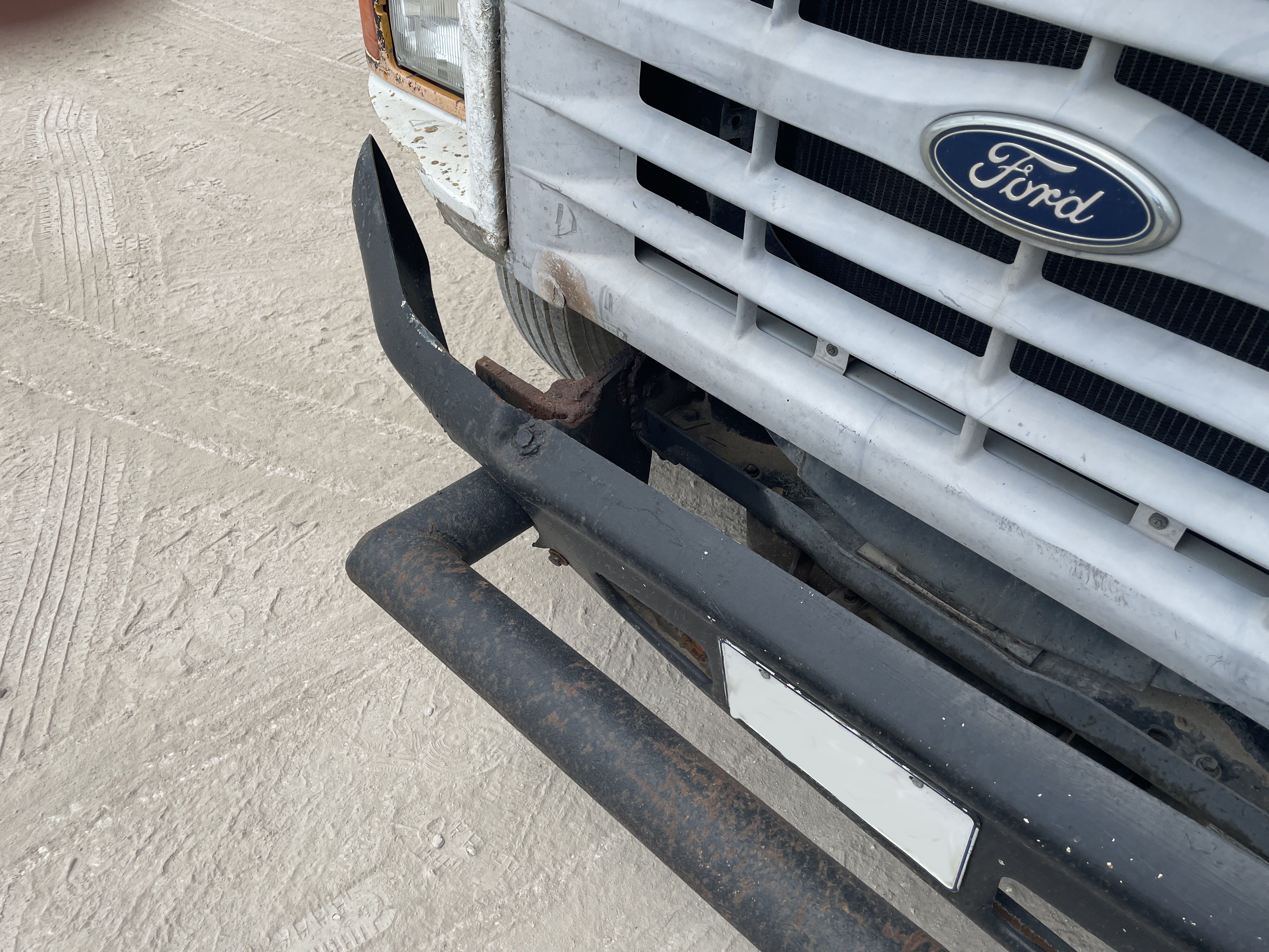 1998 FORD F700 - Image 6