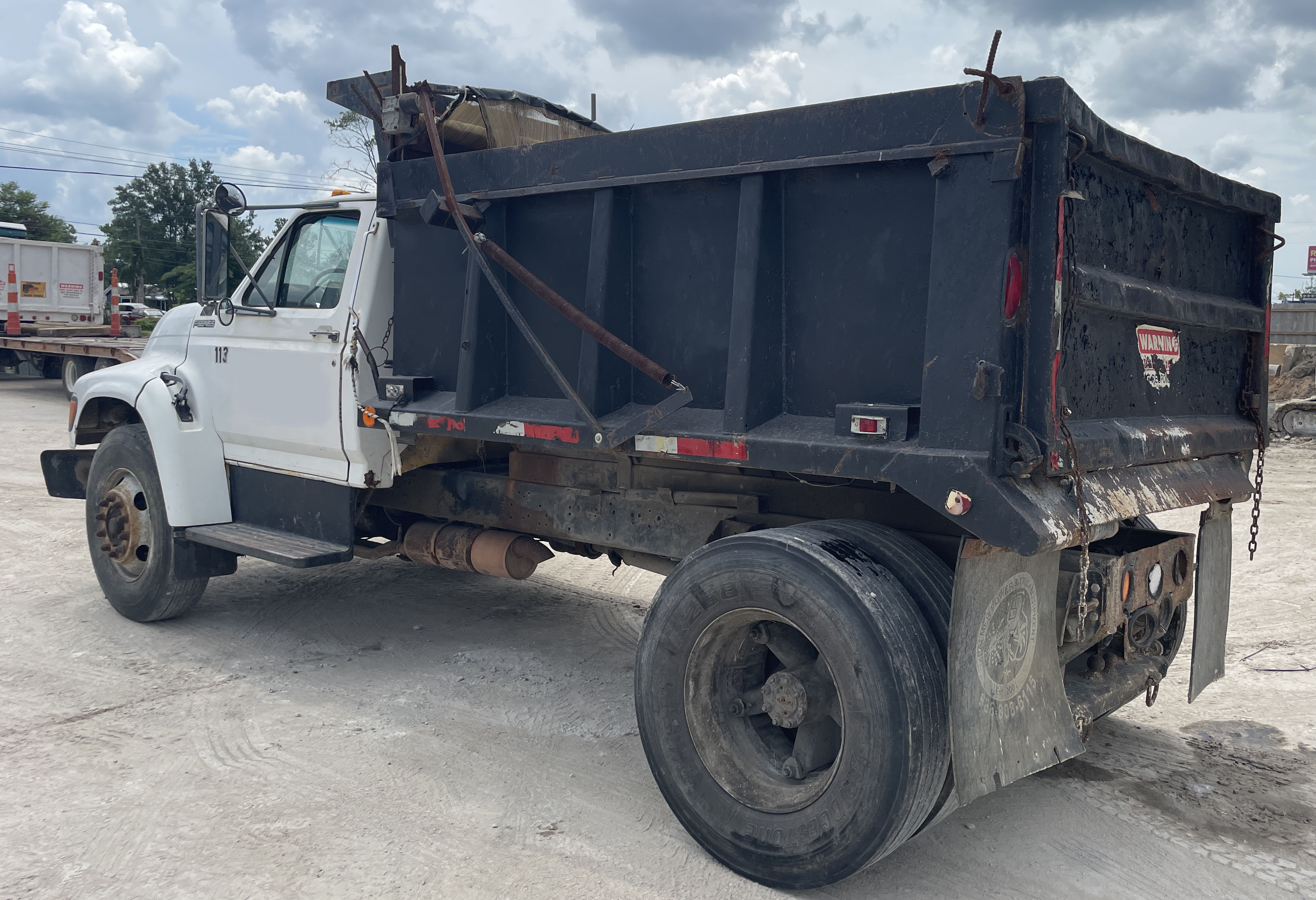 1998 FORD F700 - Image 9