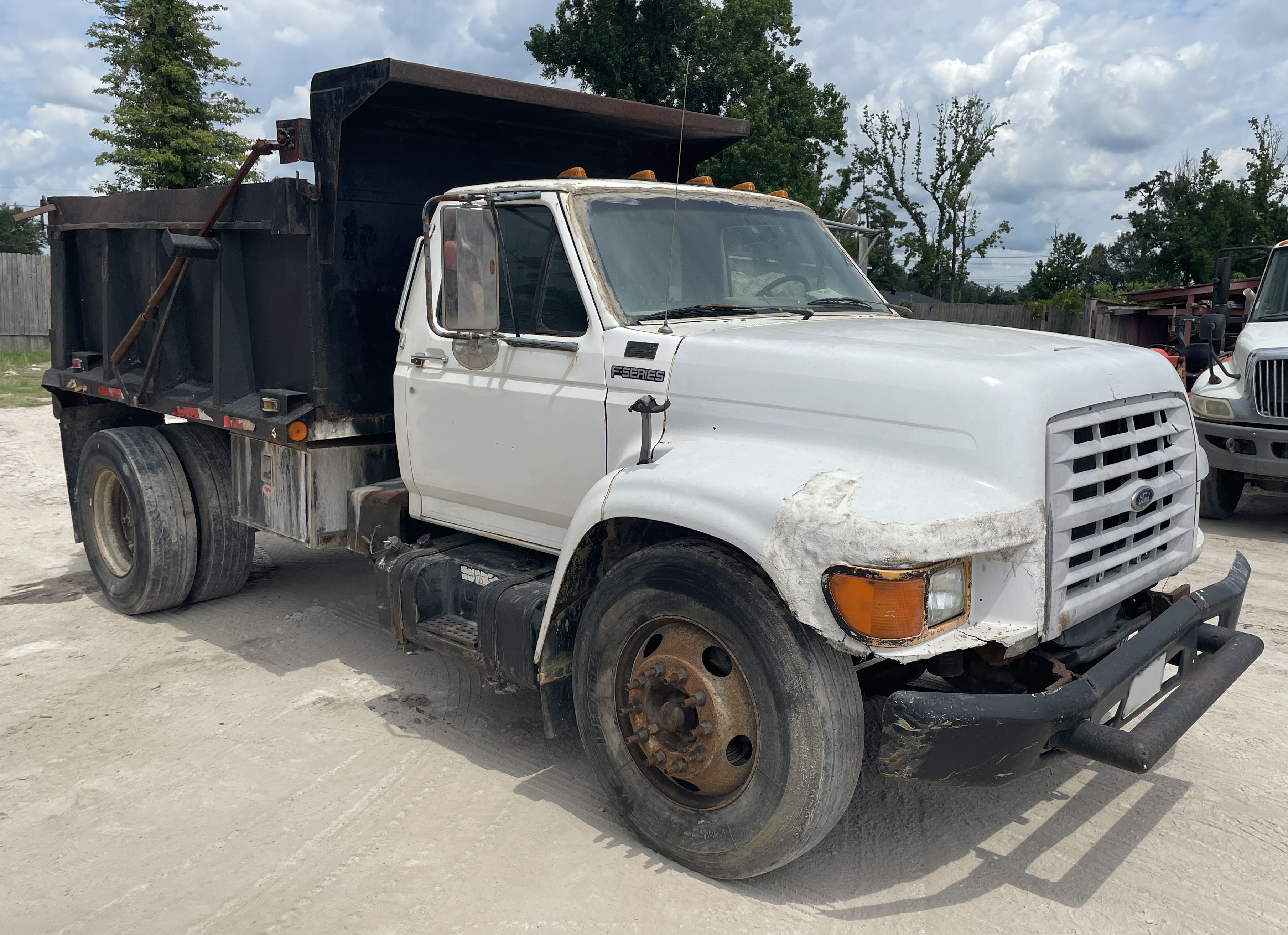 1998 FORD F700 - Image 15